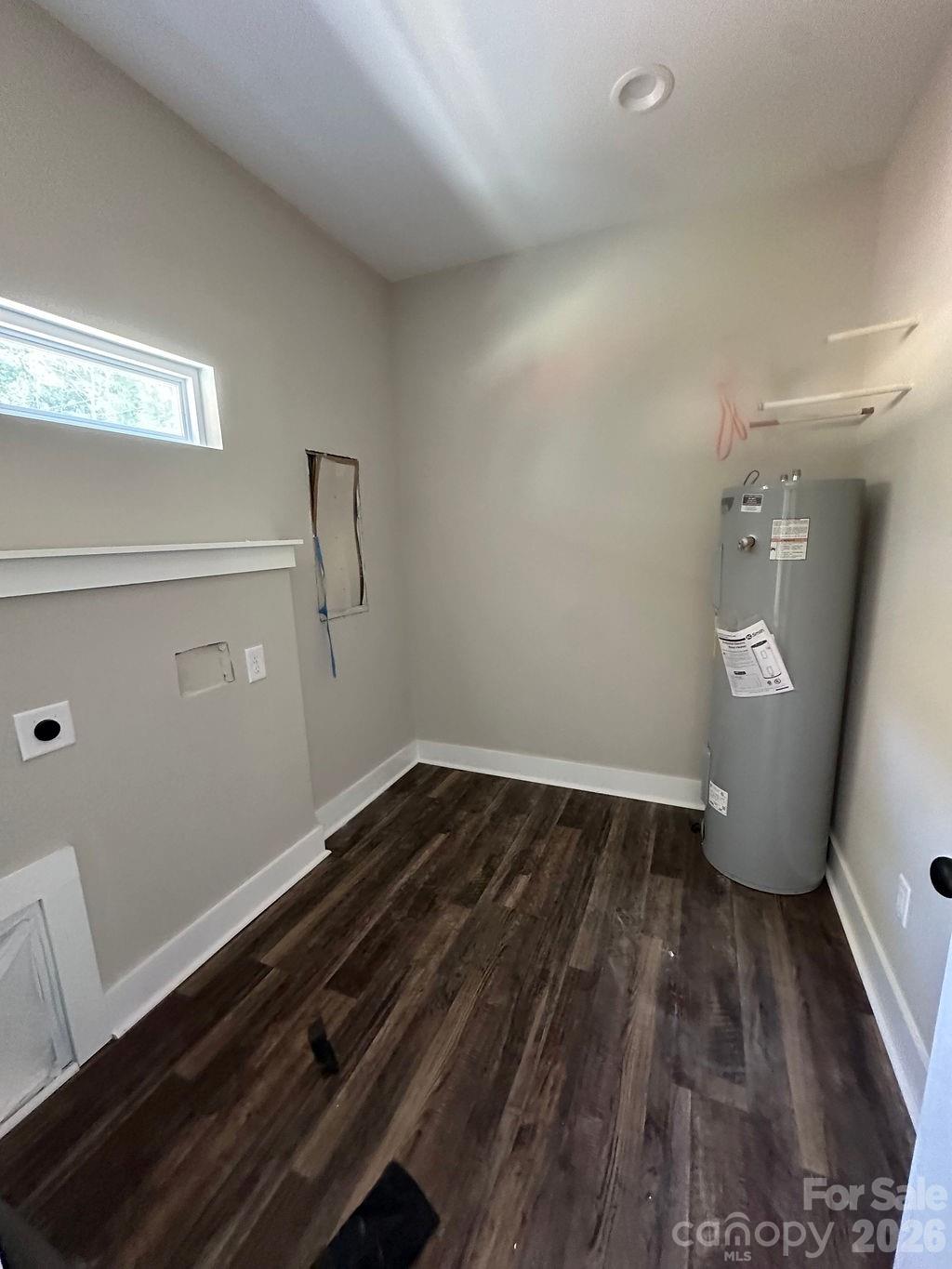 2319 Tanglewood Drive — Albemarle