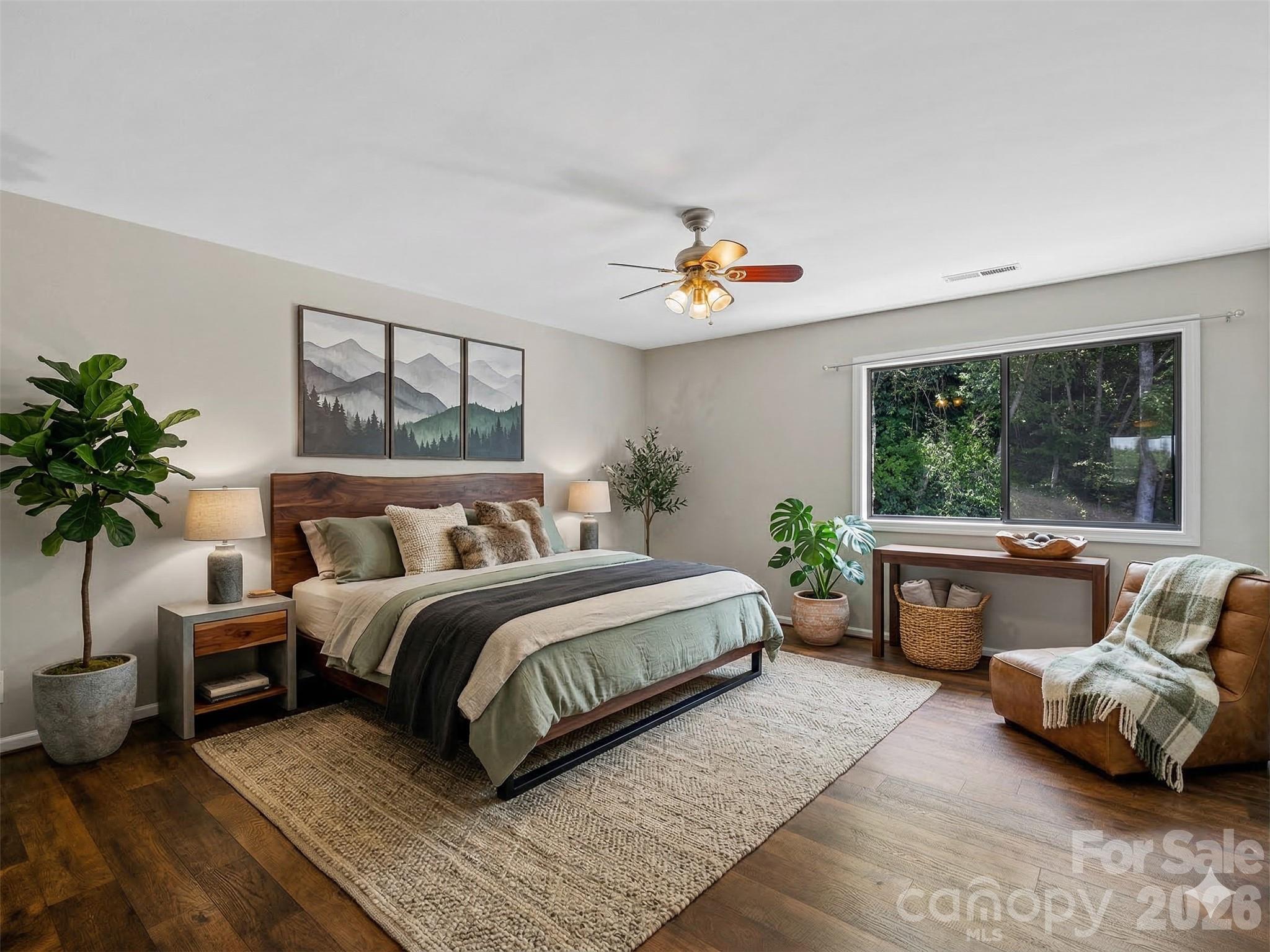 128 Country Ridge Road — Hendersonville