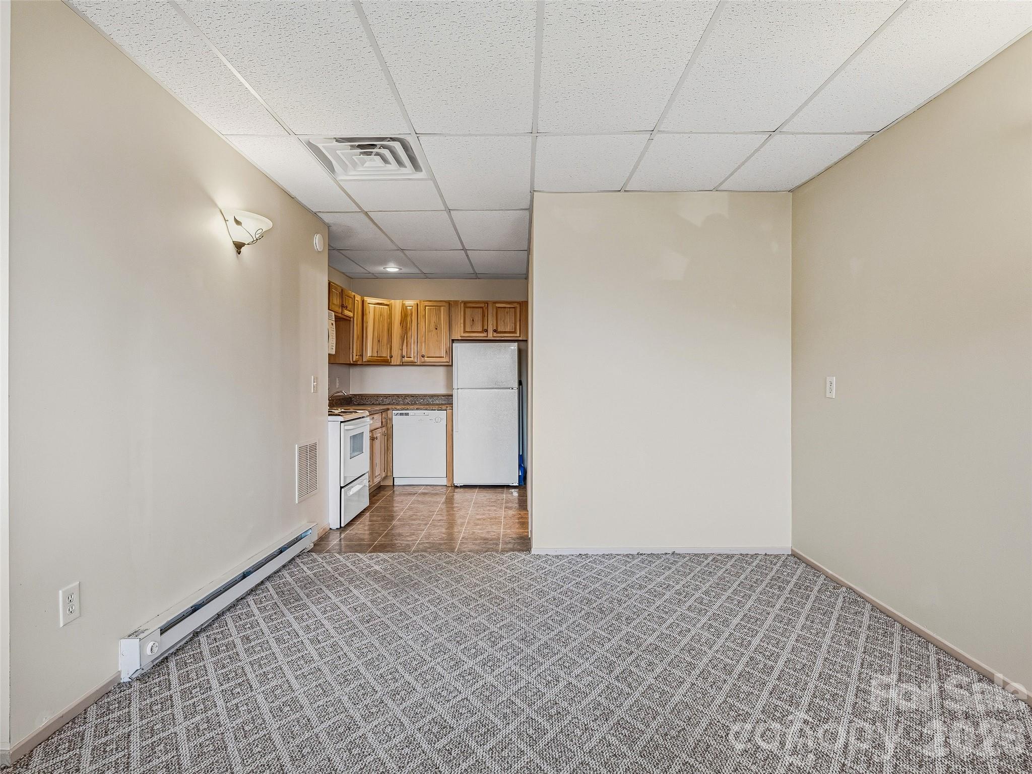128 Country Ridge Road — Hendersonville