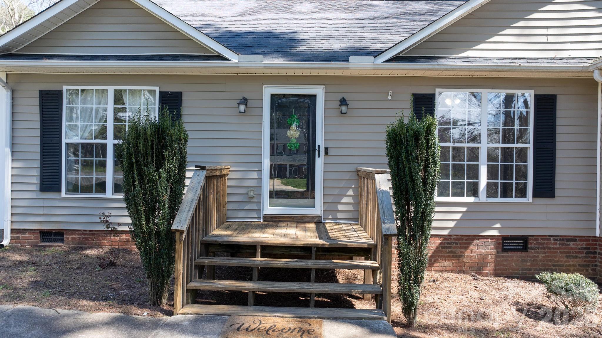 120 Wesley Court — Crouse