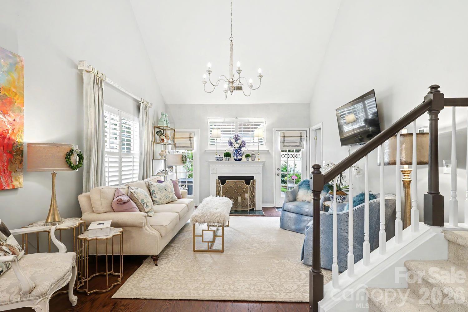 11184 Saintsbury Place — Charlotte