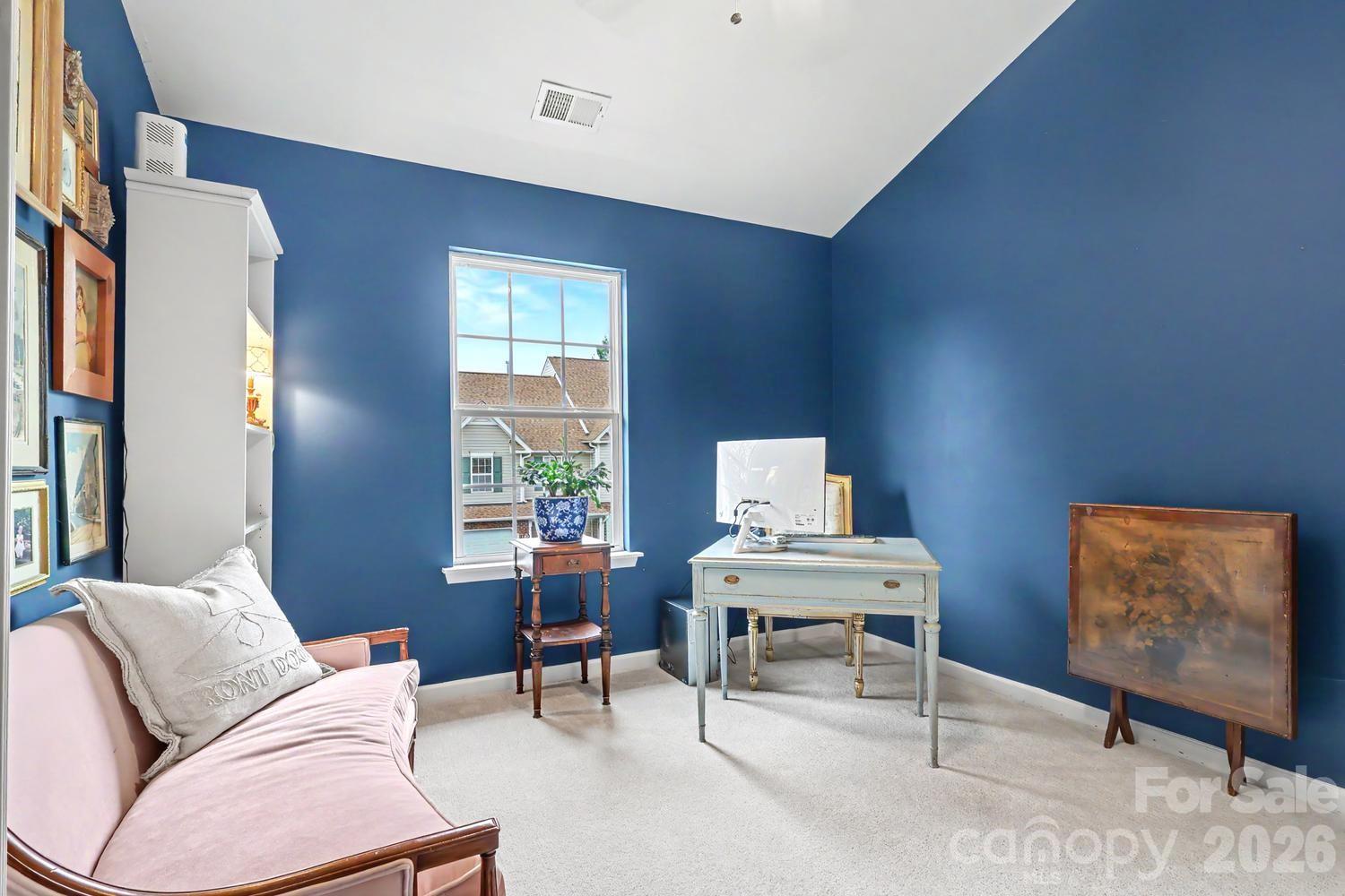 11184 Saintsbury Place — Charlotte