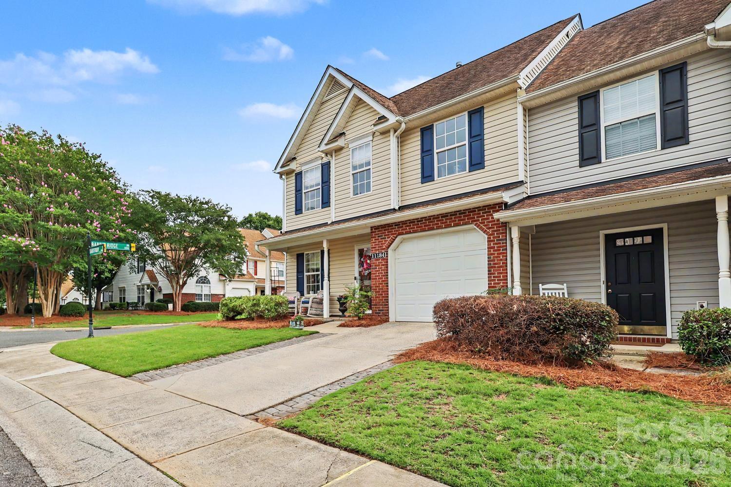 11184 Saintsbury Place — Charlotte