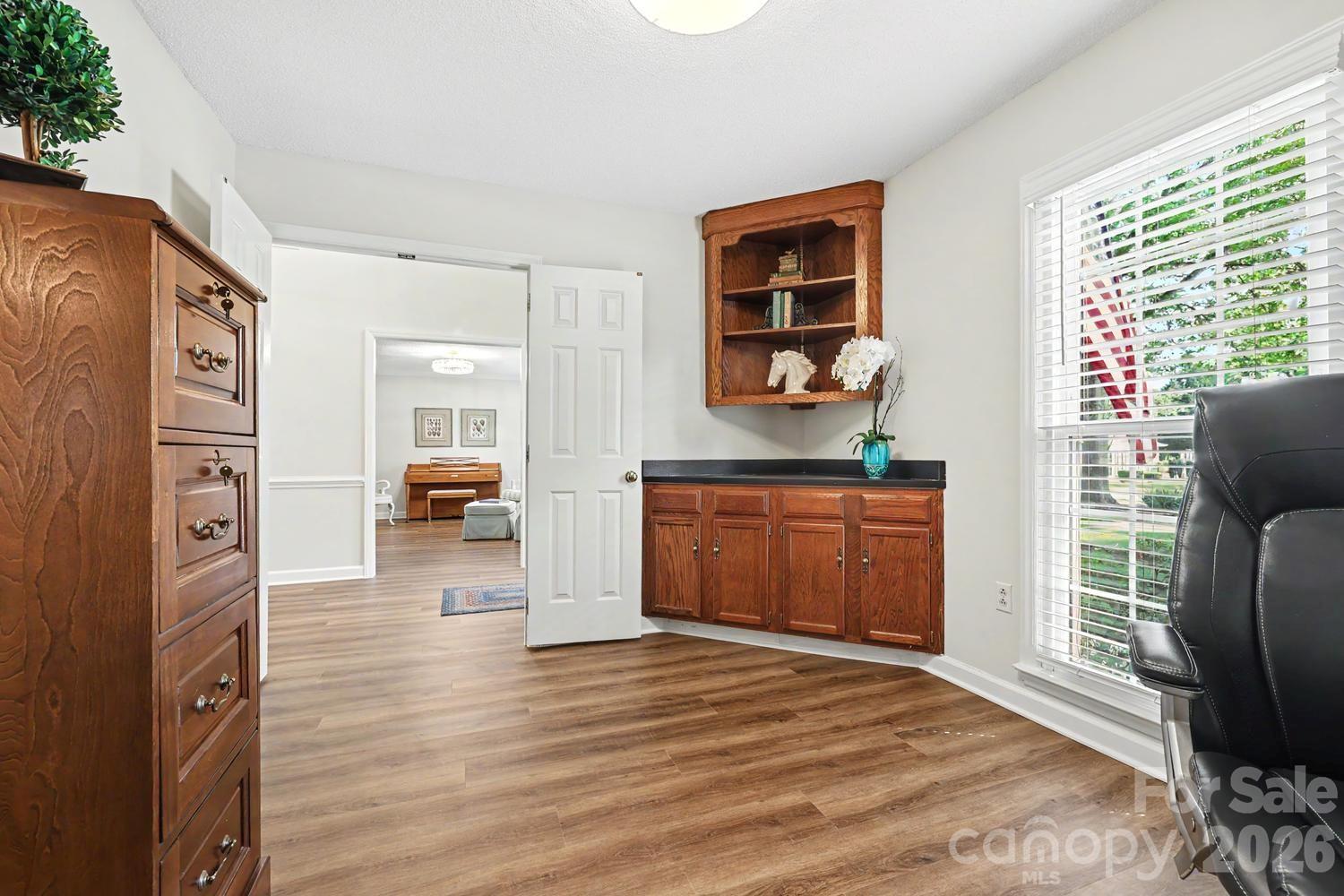 5000 Whitwell Court — Charlotte