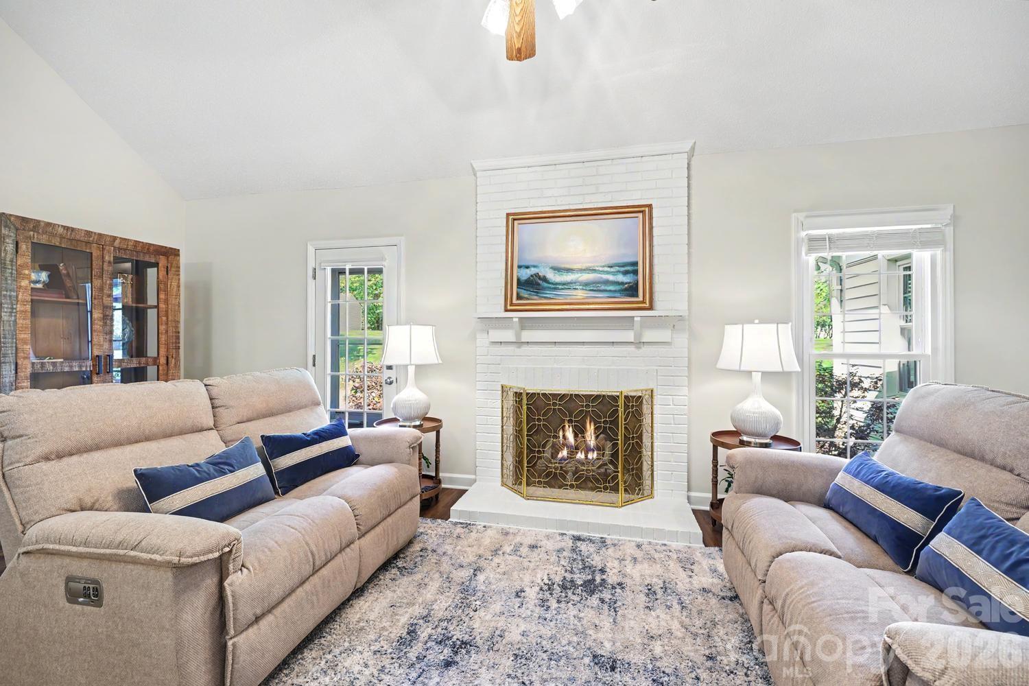 5000 Whitwell Court — Charlotte