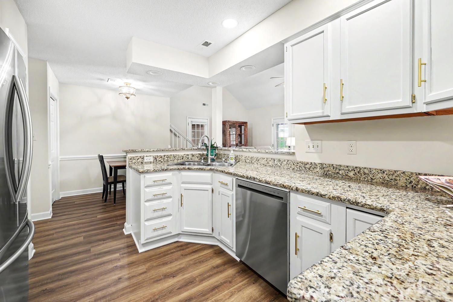 5000 Whitwell Court — Charlotte