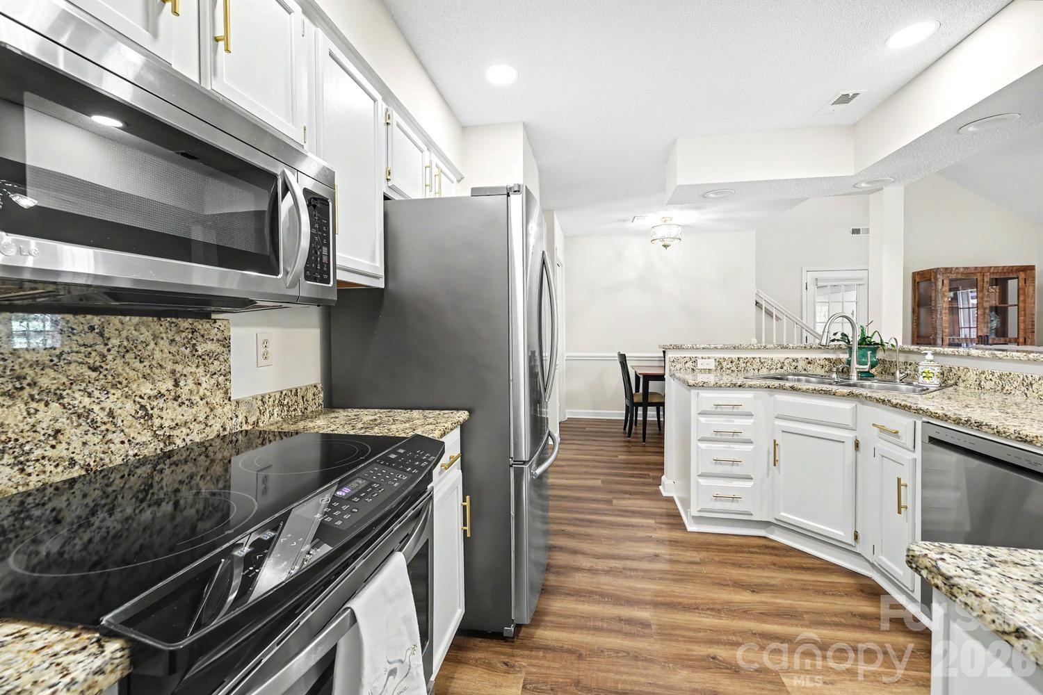5000 Whitwell Court — Charlotte
