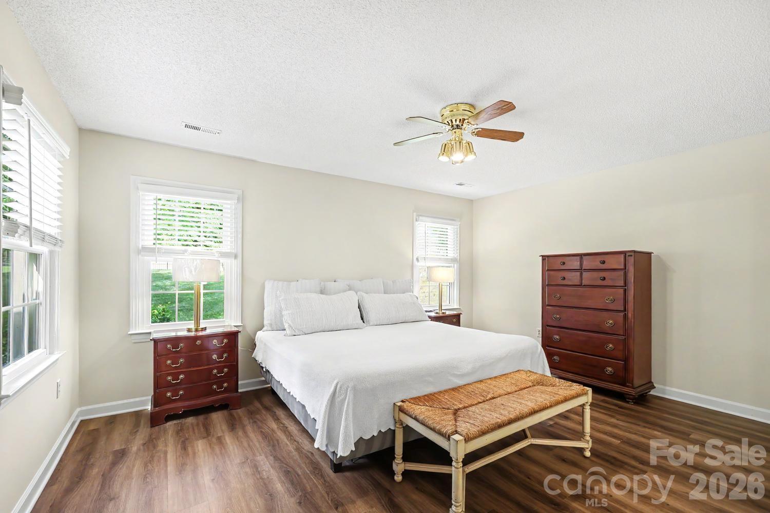 5000 Whitwell Court — Charlotte
