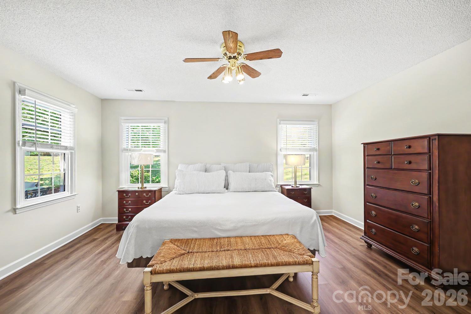 5000 Whitwell Court — Charlotte