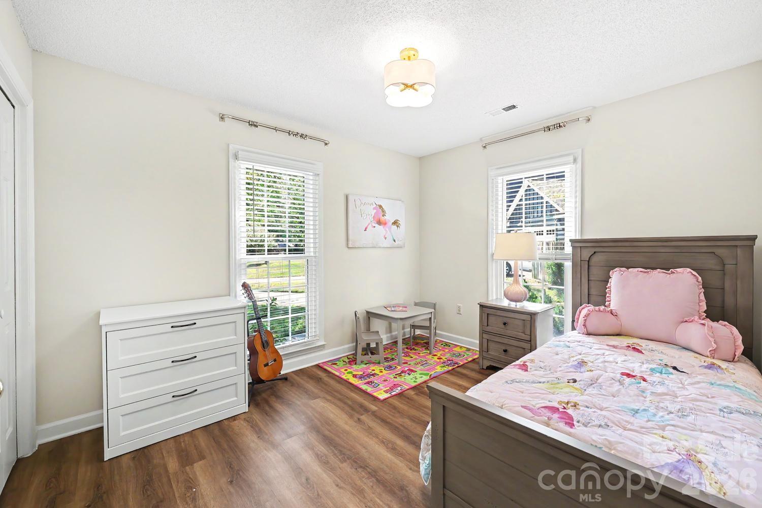 5000 Whitwell Court — Charlotte