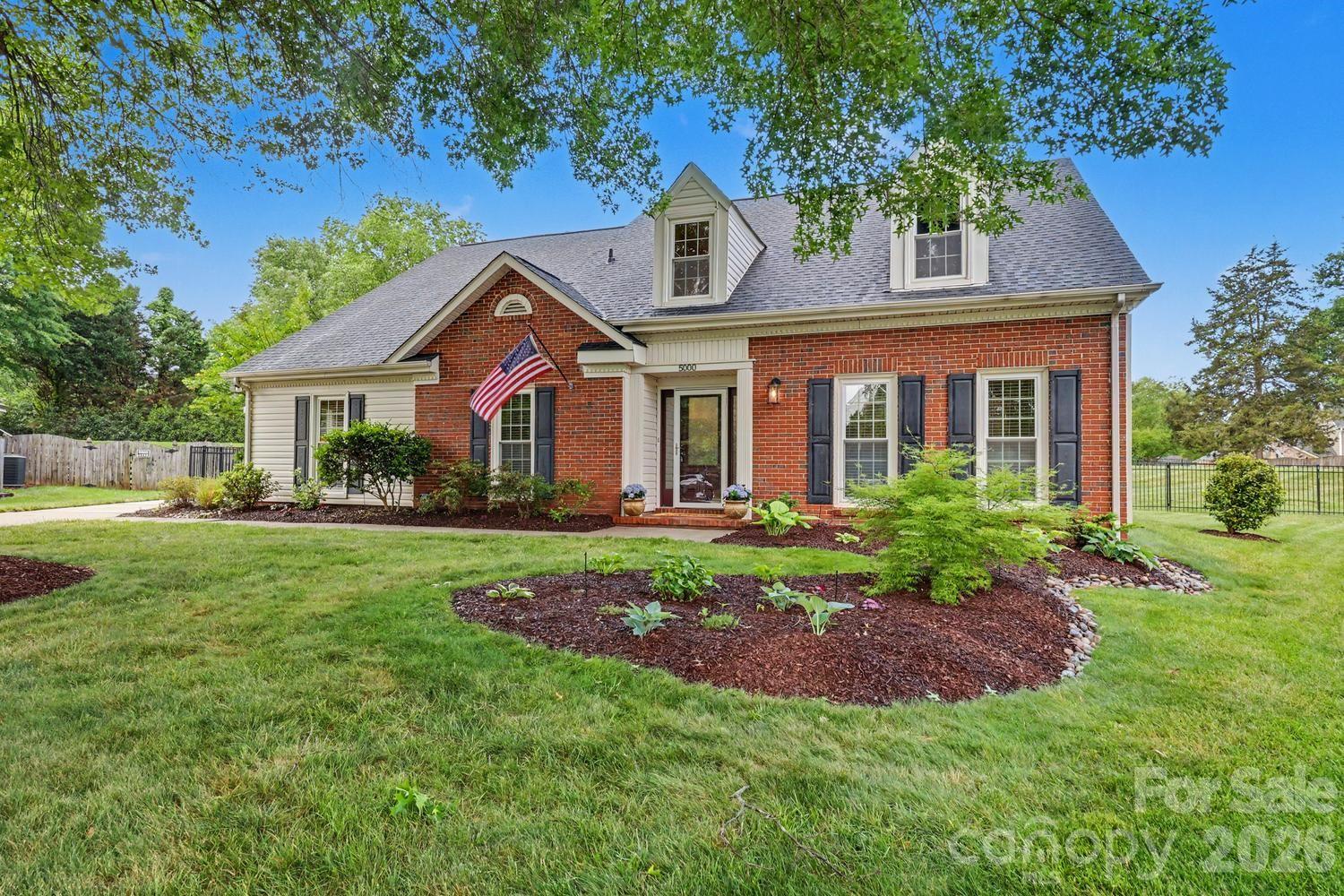 5000 Whitwell Court — Charlotte