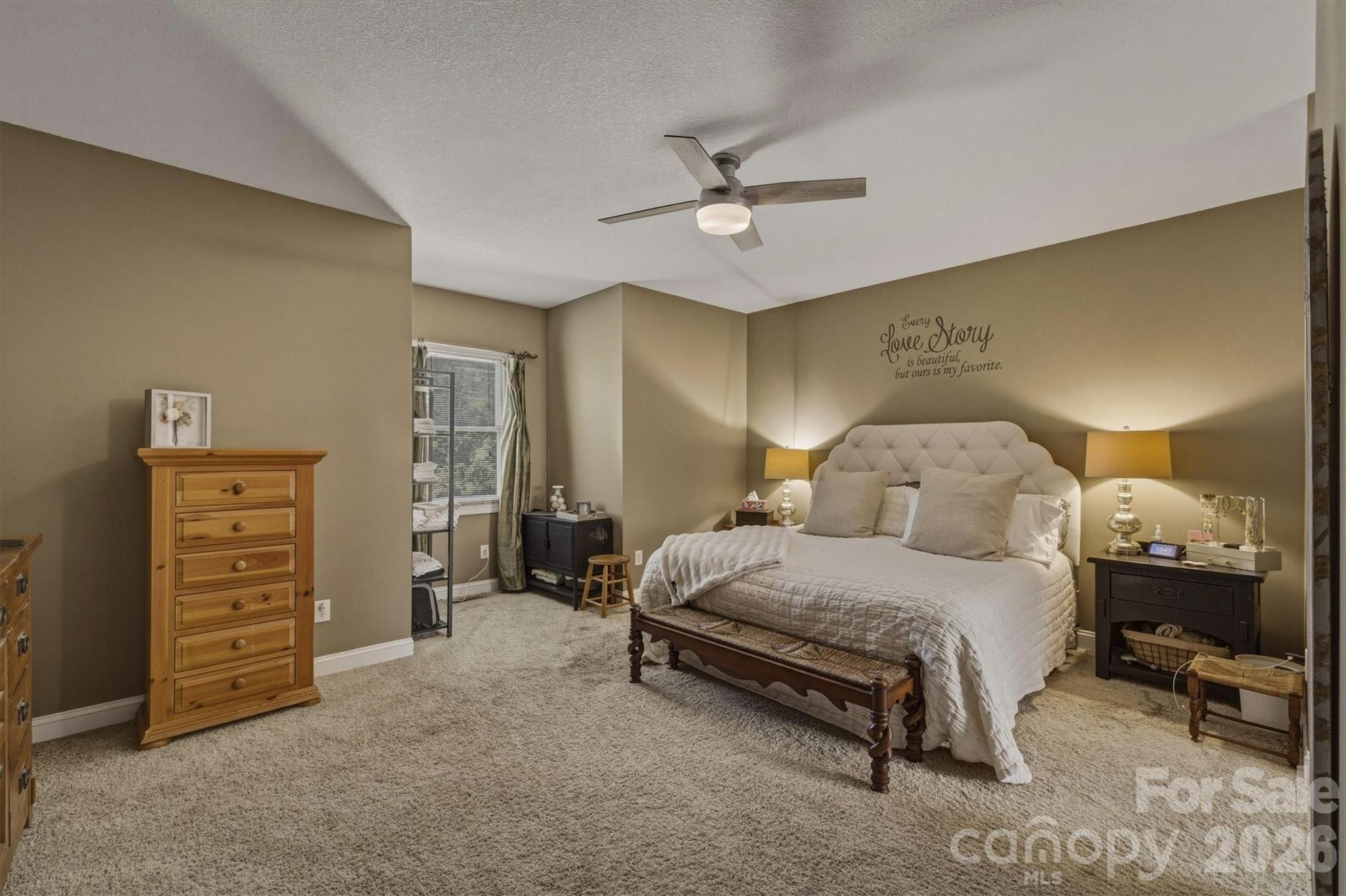 405 Golfview Court — Lenoir
