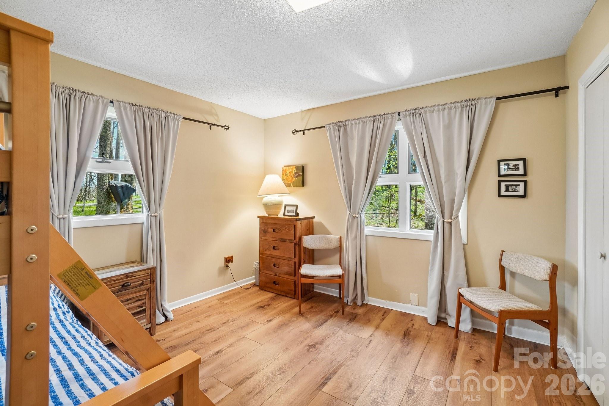 34 Wolfs Head Court — Mars Hill