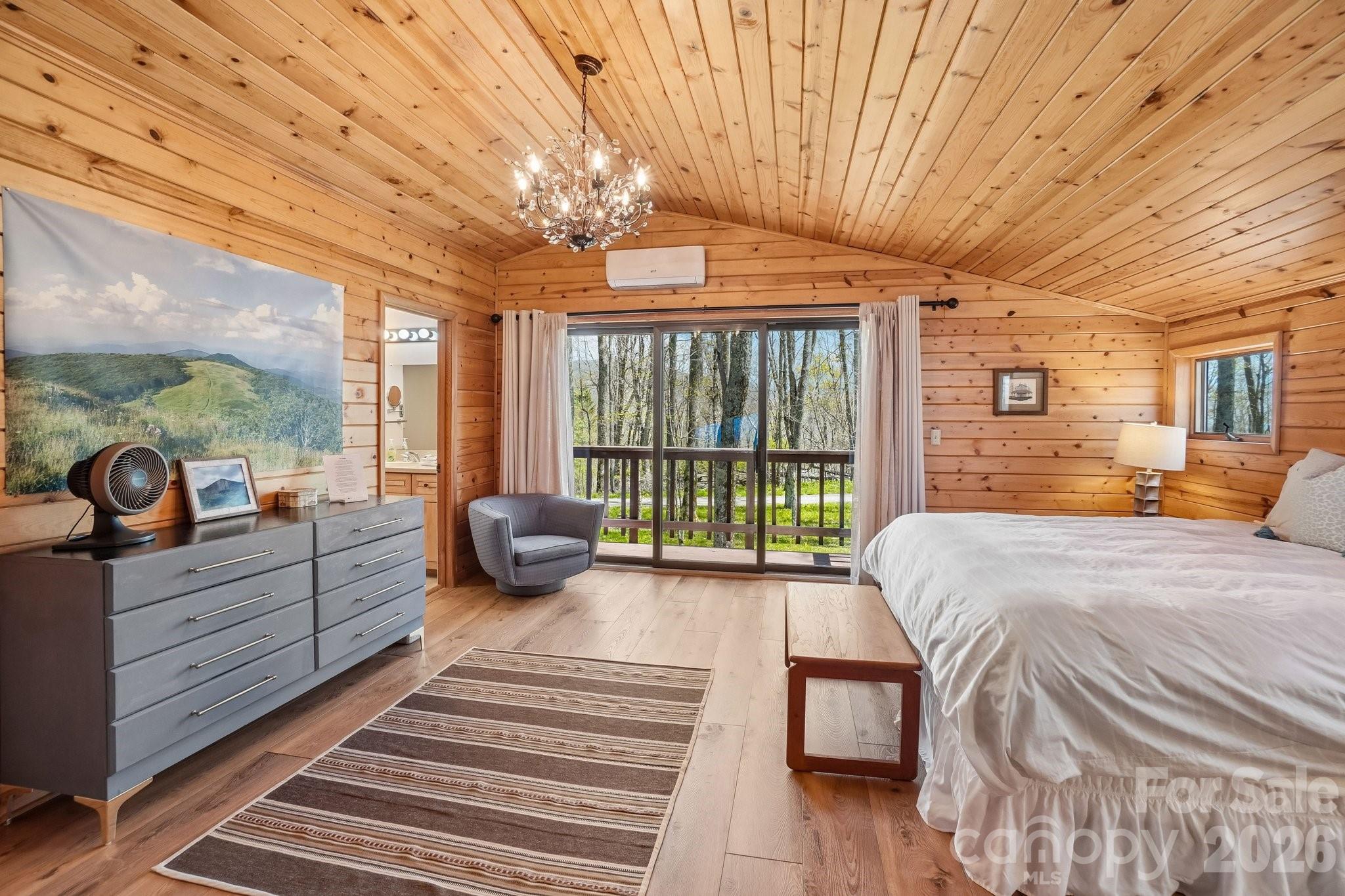 34 Wolfs Head Court — Mars Hill