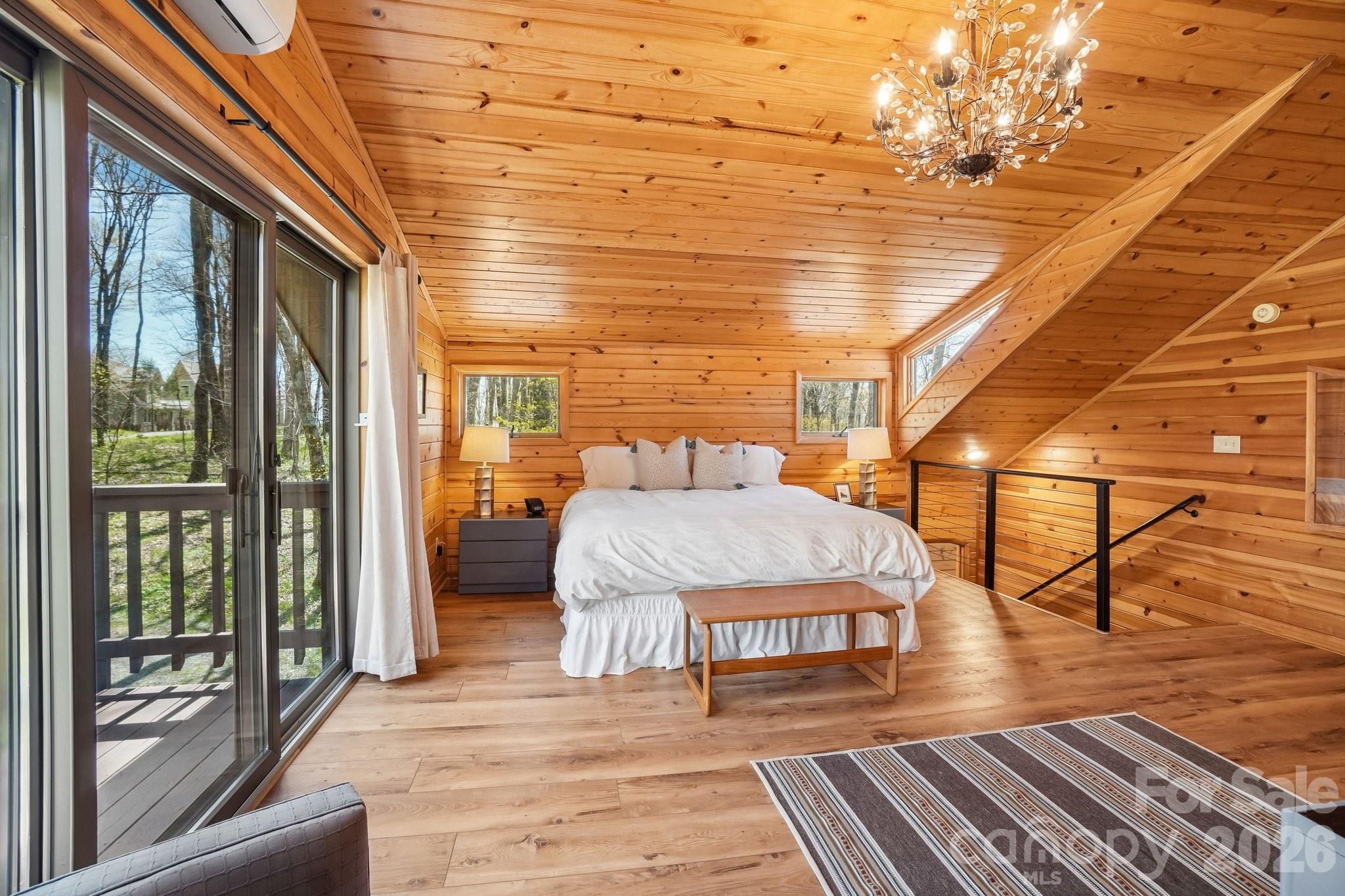 34 Wolfs Head Court — Mars Hill