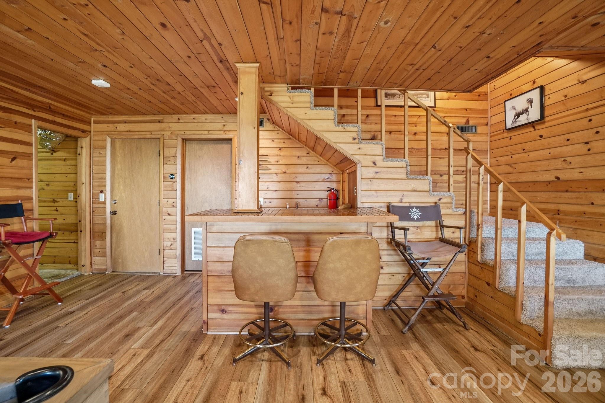 34 Wolfs Head Court — Mars Hill