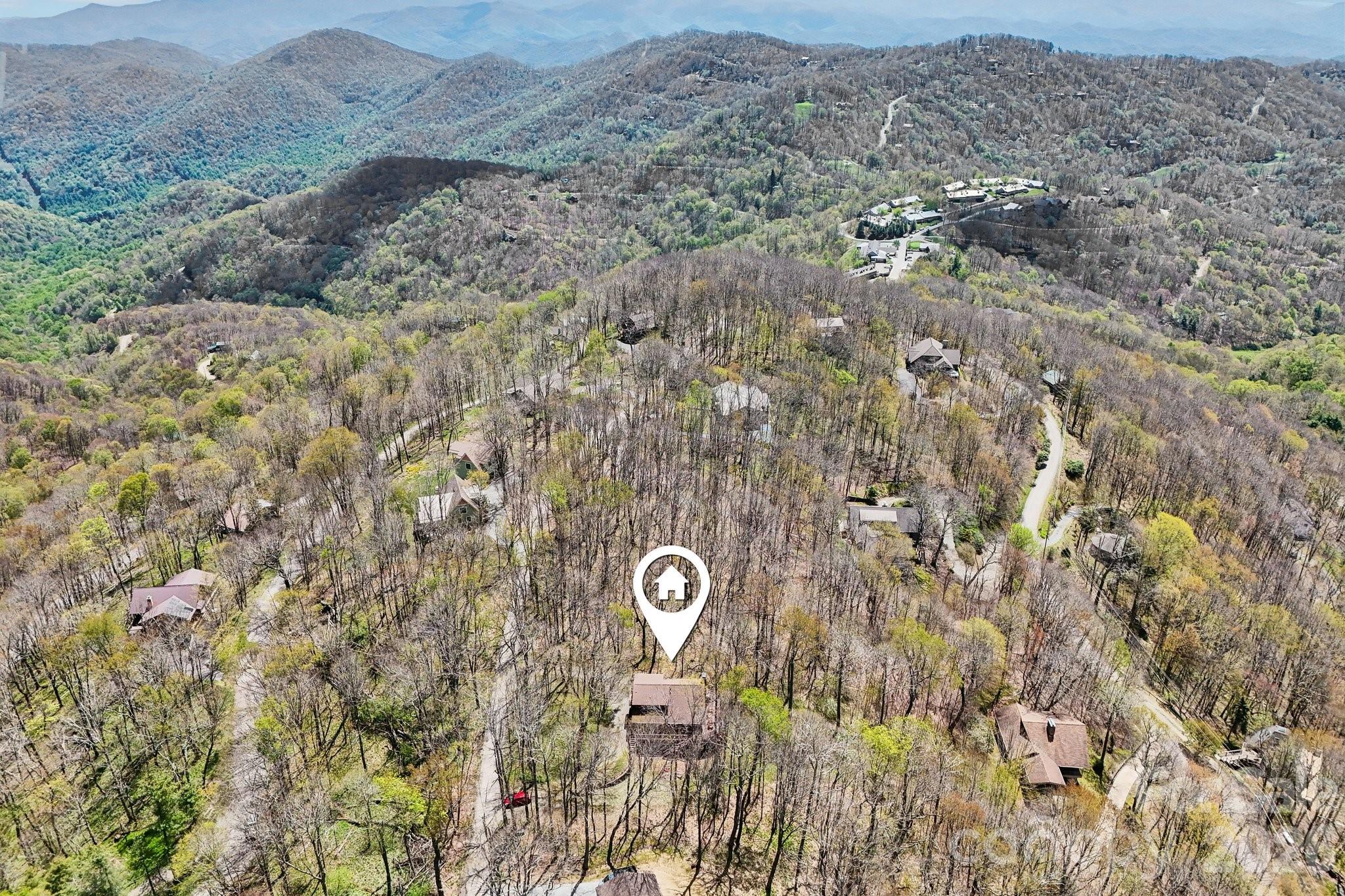 34 Wolfs Head Court — Mars Hill