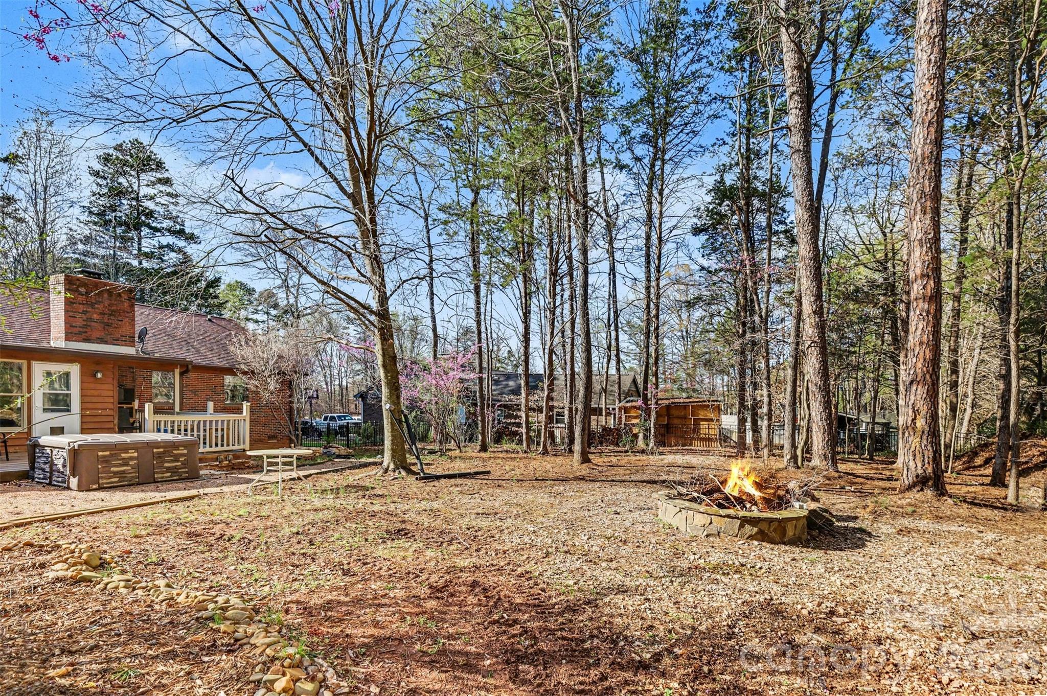 2199 Coddle Creek Highway — Mooresville