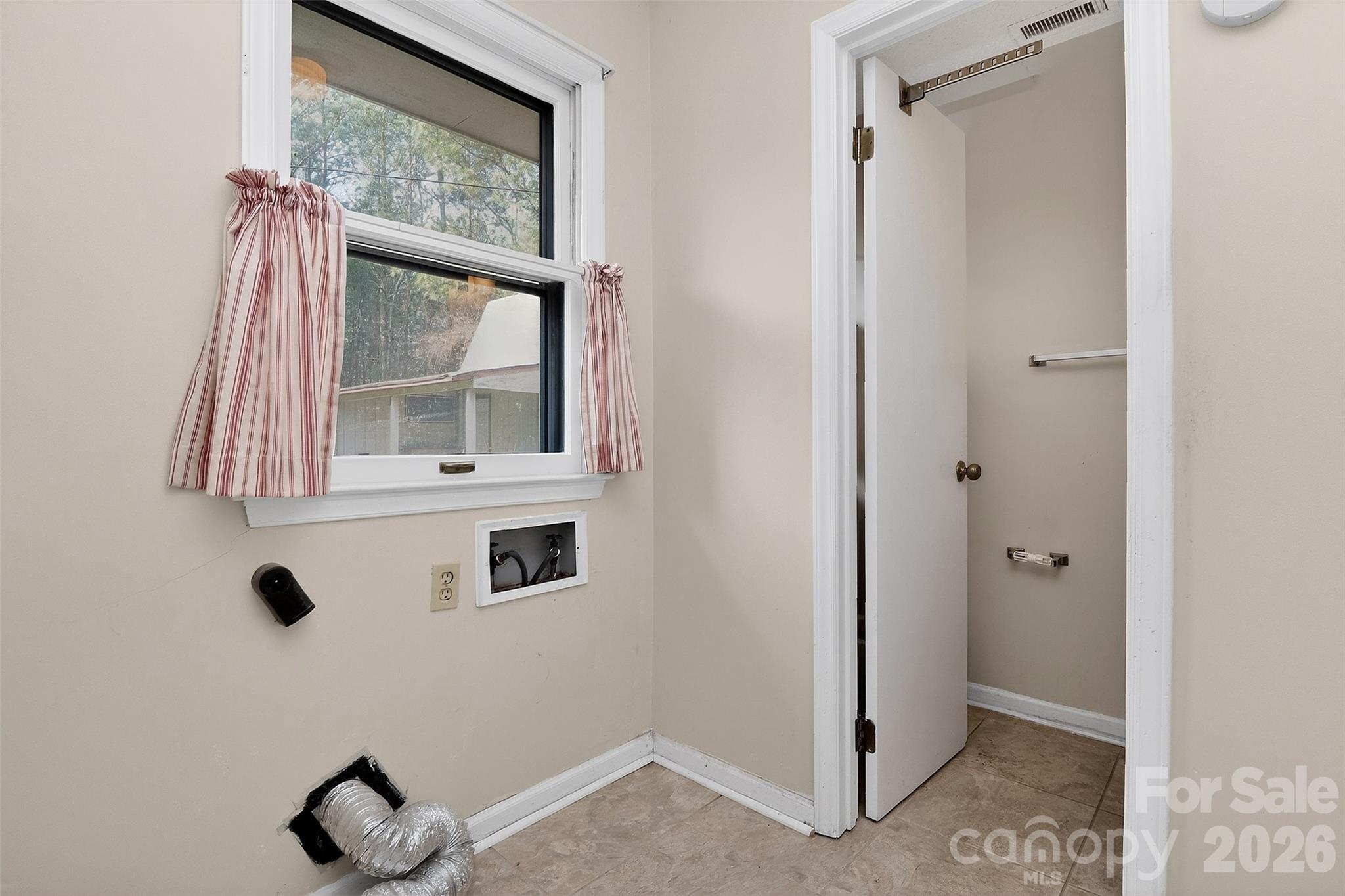 9516 Westmoreland Road — Cornelius