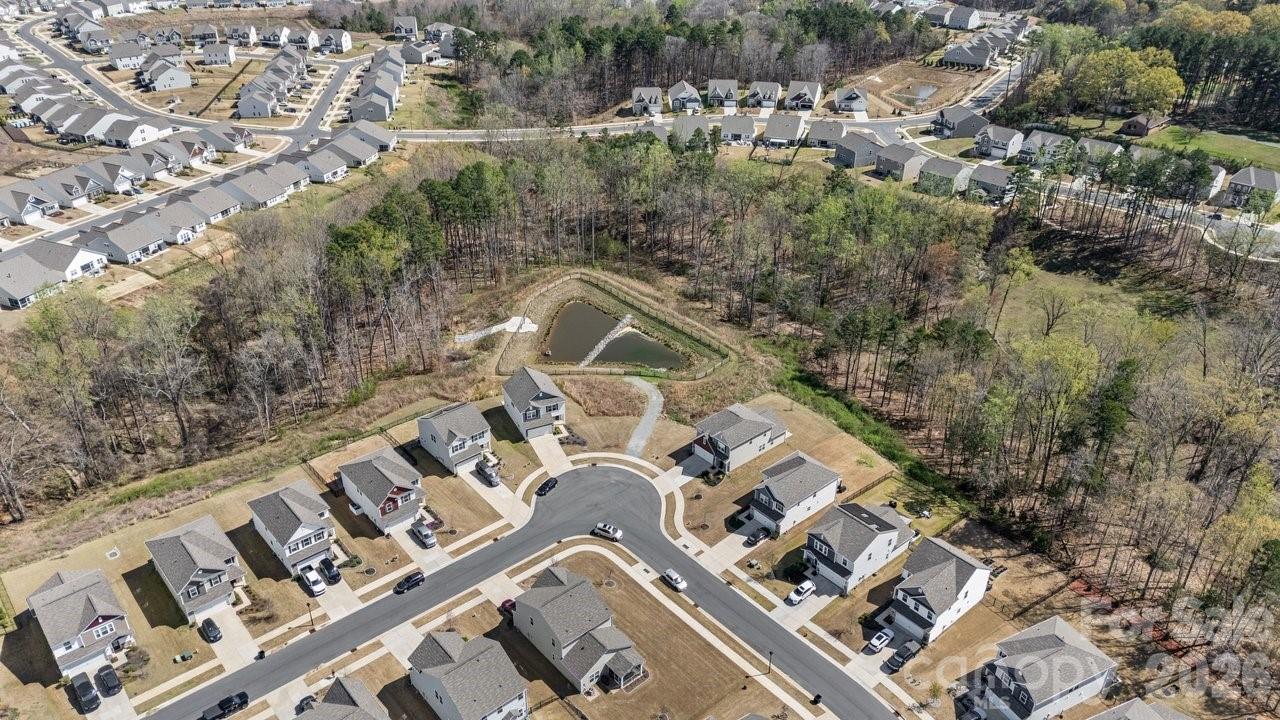 224 Eden Avenue — Mooresville