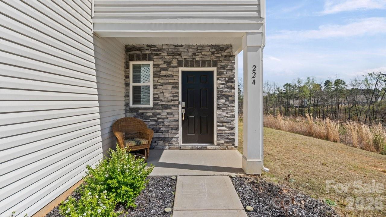 224 Eden Avenue — Mooresville
