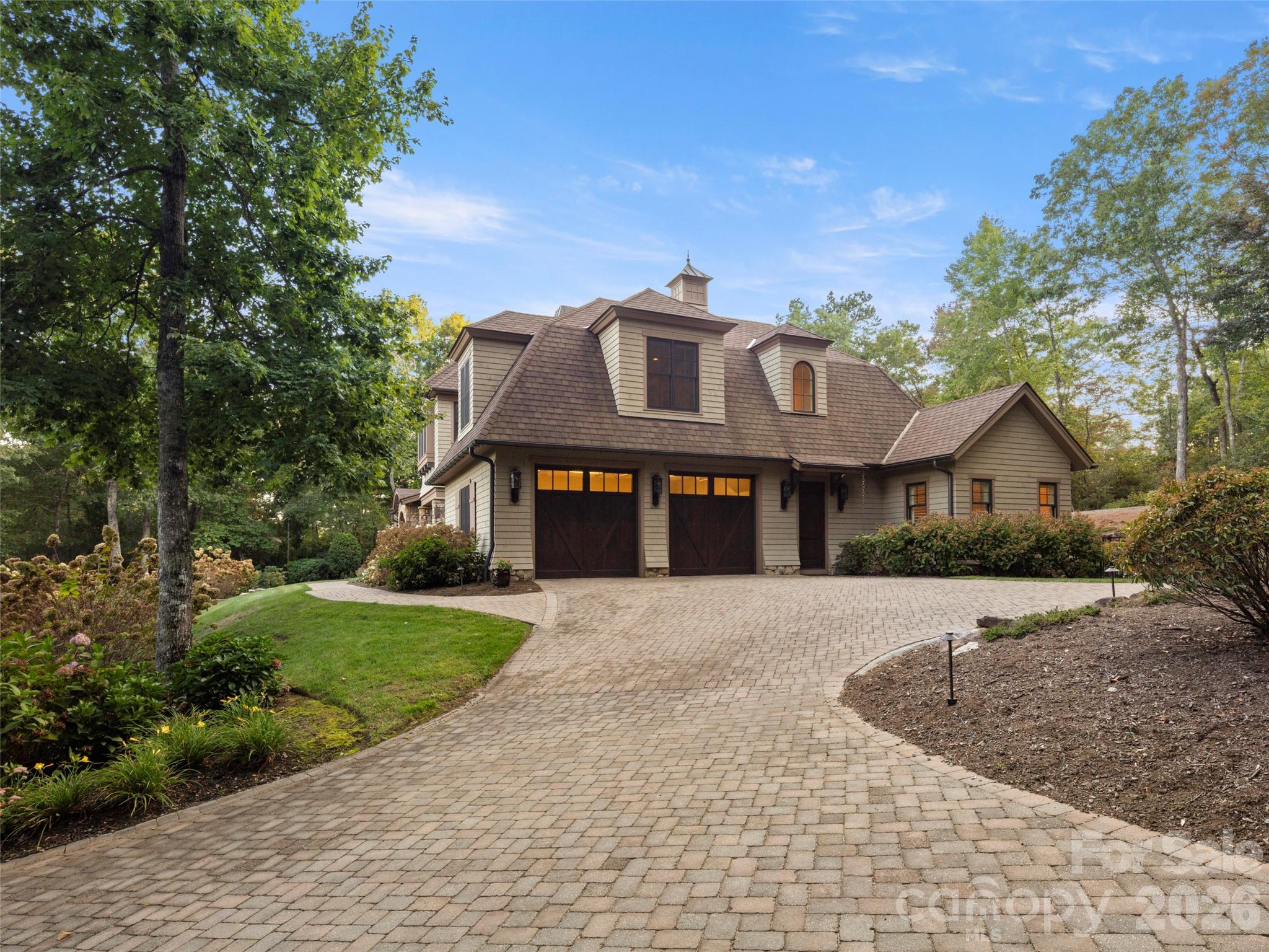 1946 White Tree Trail — Arden
