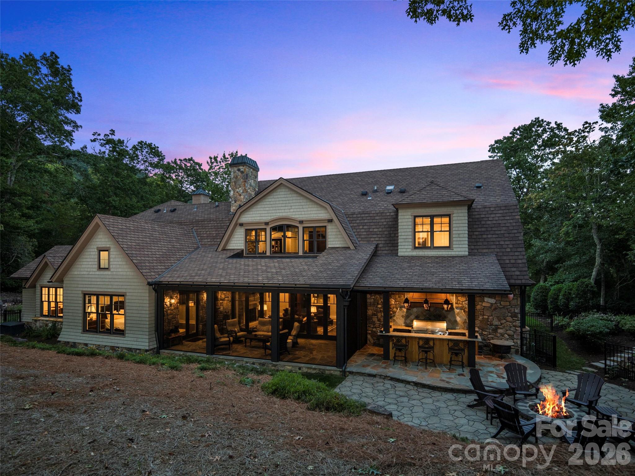 1946 White Tree Trail — Arden
