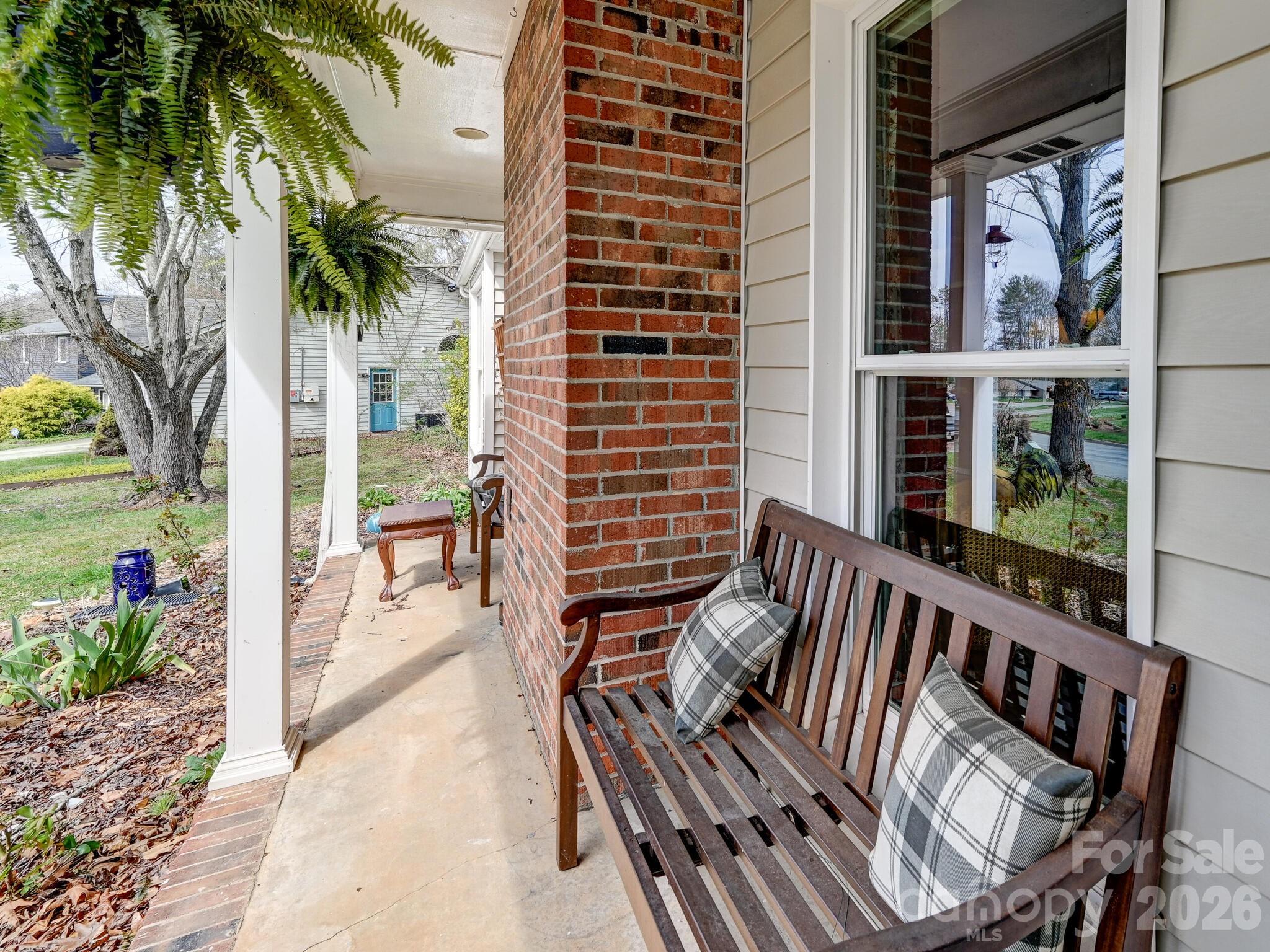 17 Marlwood Court #127 — Asheville