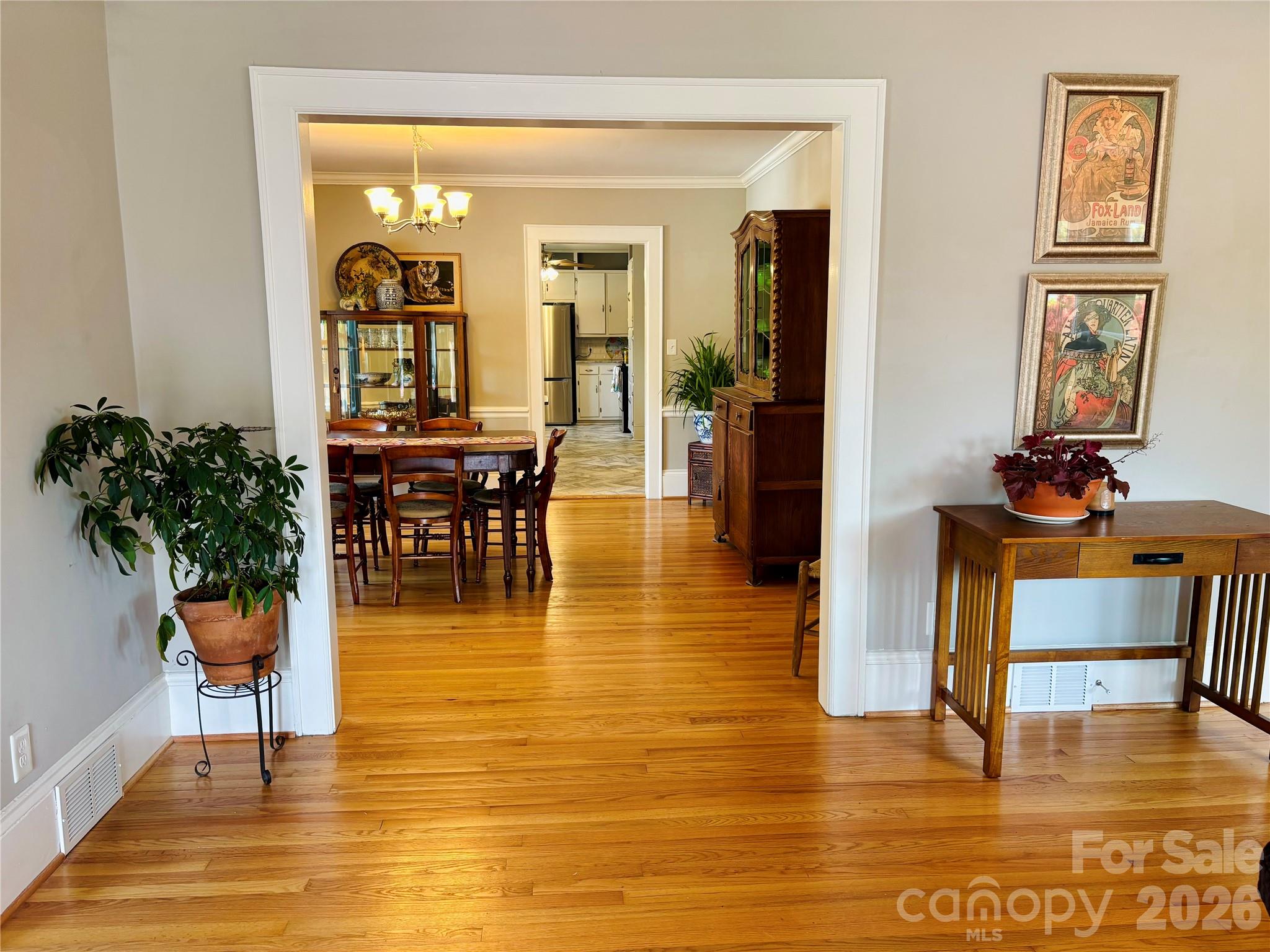 610 E Main Street — Cherryville