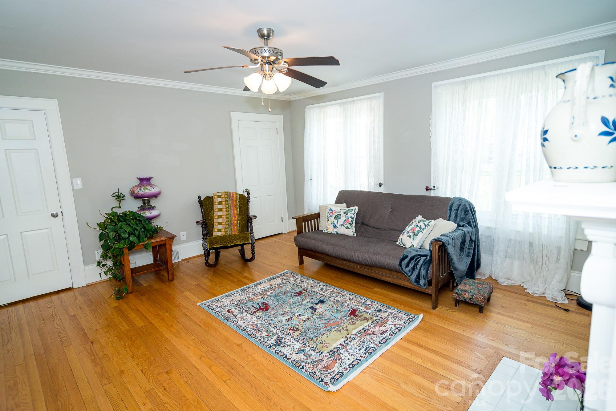 610 E Main Street — Cherryville