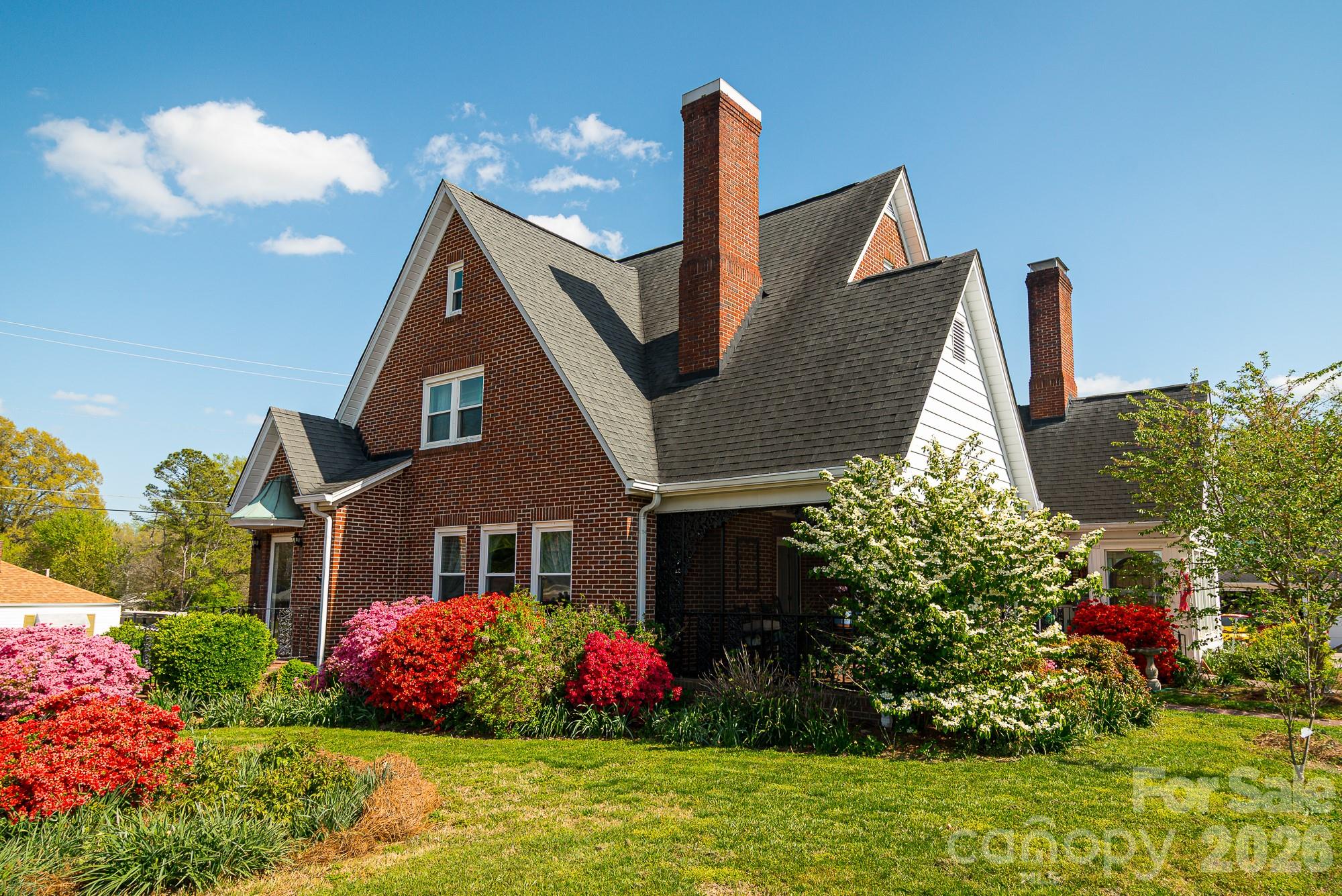 610 E Main Street — Cherryville