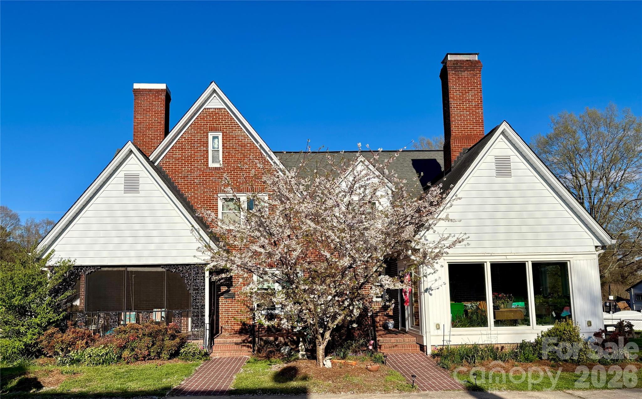 610 E Main Street — Cherryville