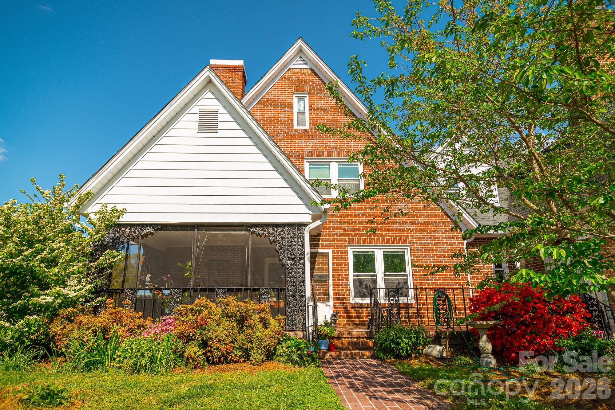 610 E Main Street — Cherryville
