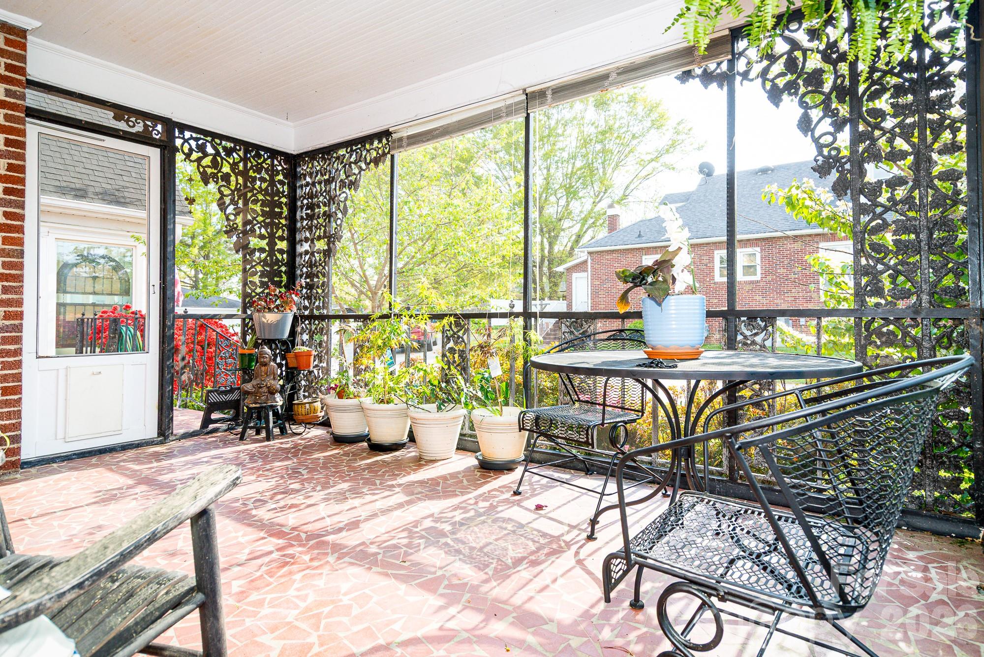 610 E Main Street — Cherryville