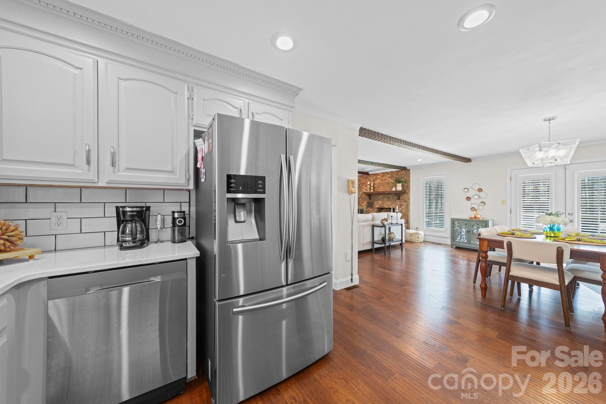208 Falcon Drive — Concord