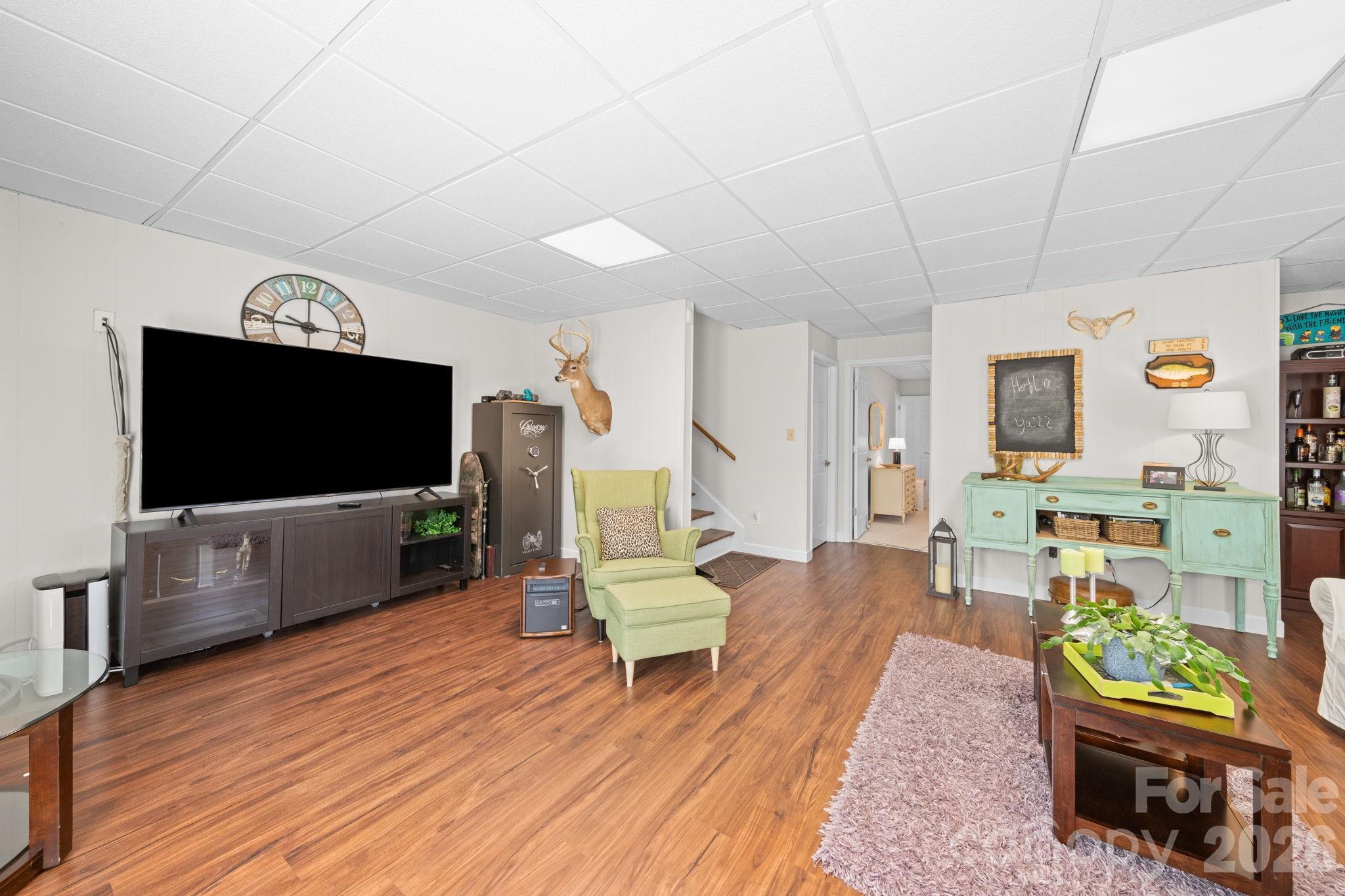 208 Falcon Drive — Concord
