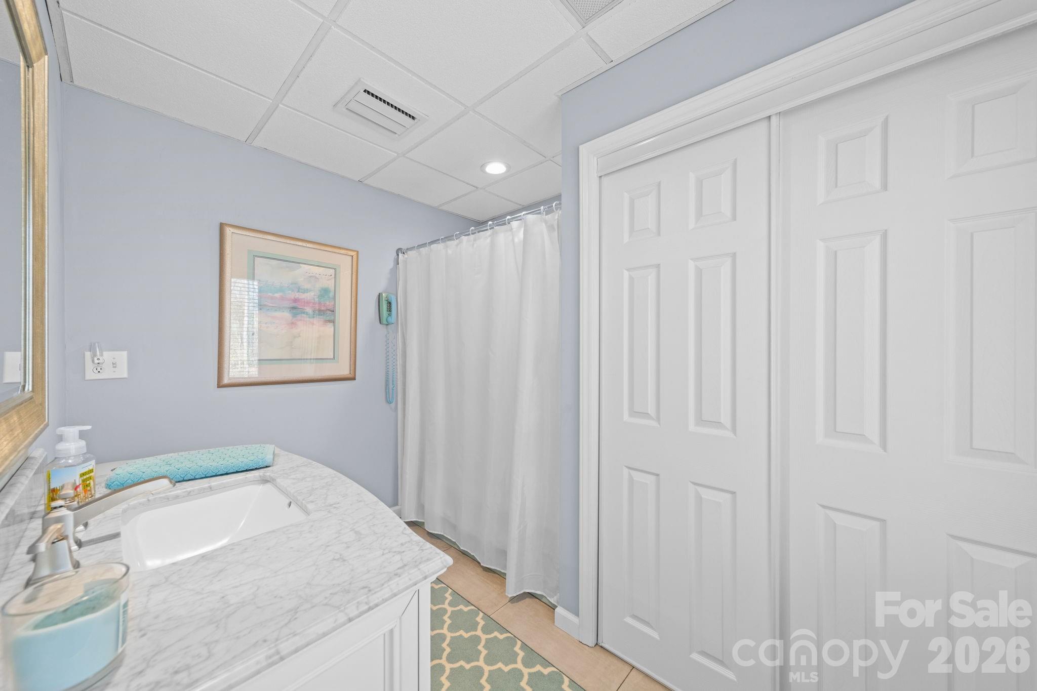 208 Falcon Drive — Concord