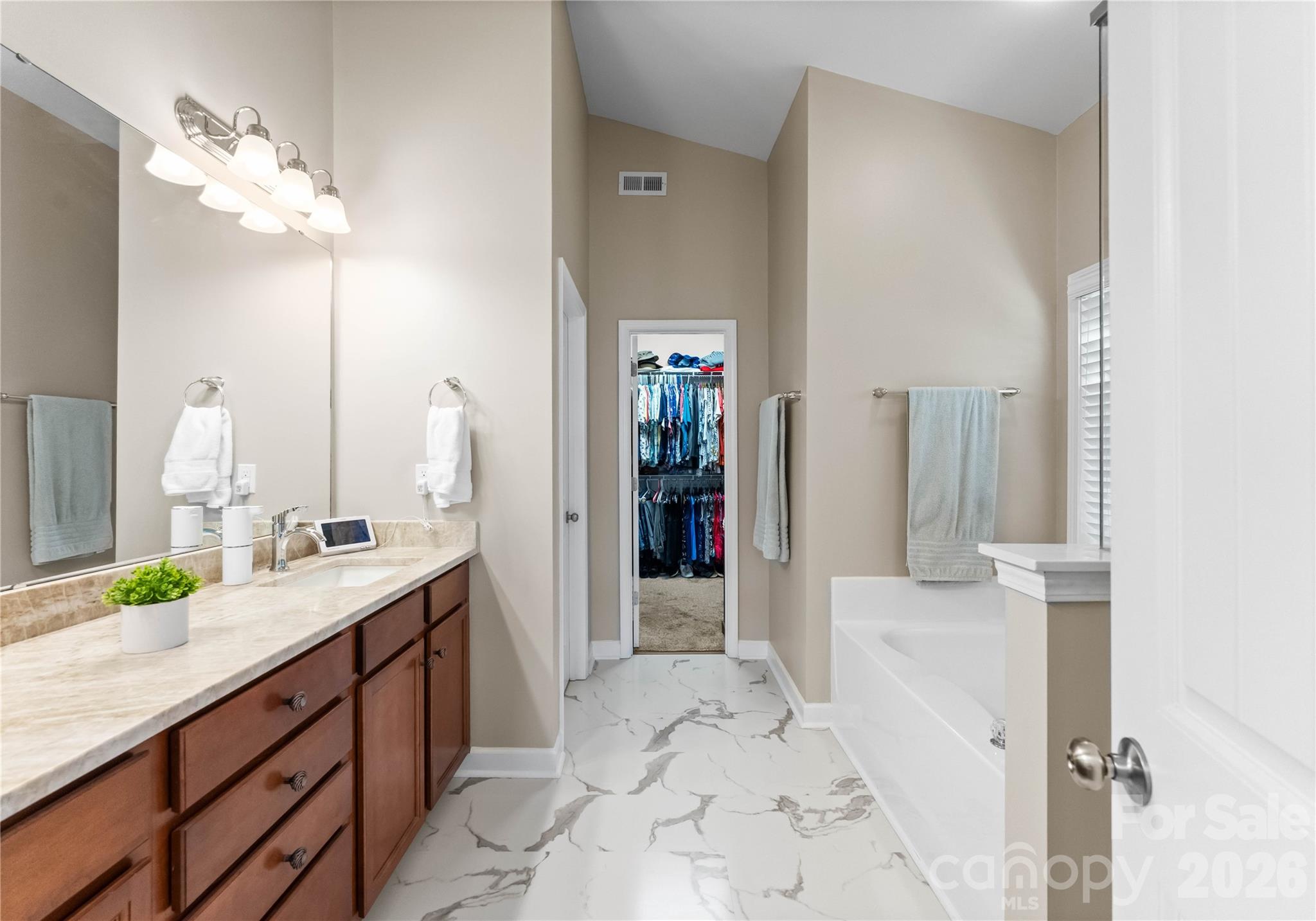 596 Rosemary Lane — Tega Cay