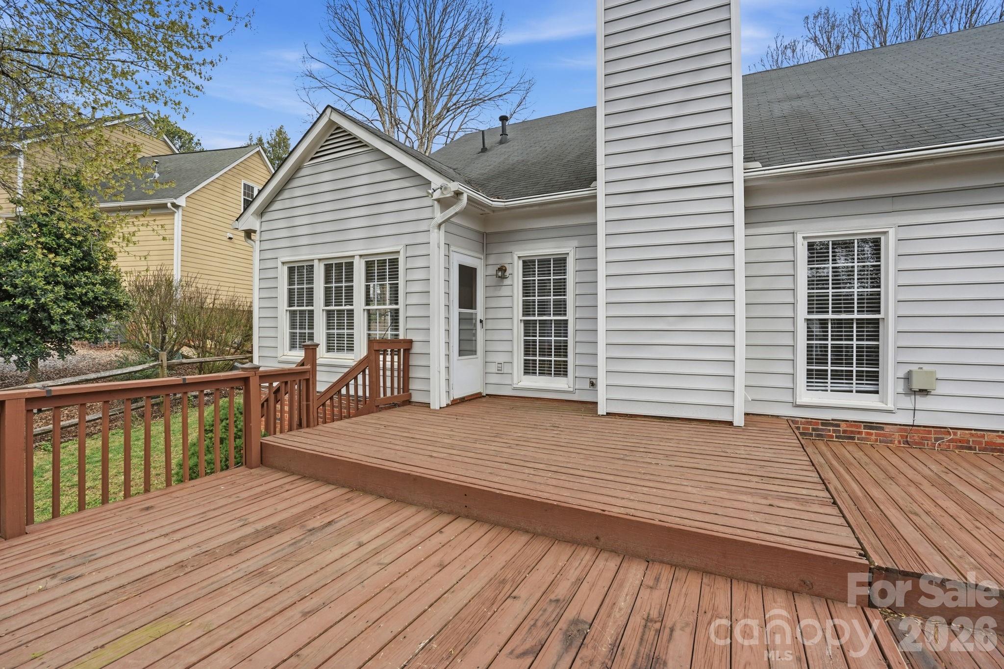 15733 Berryfield Street — Huntersville