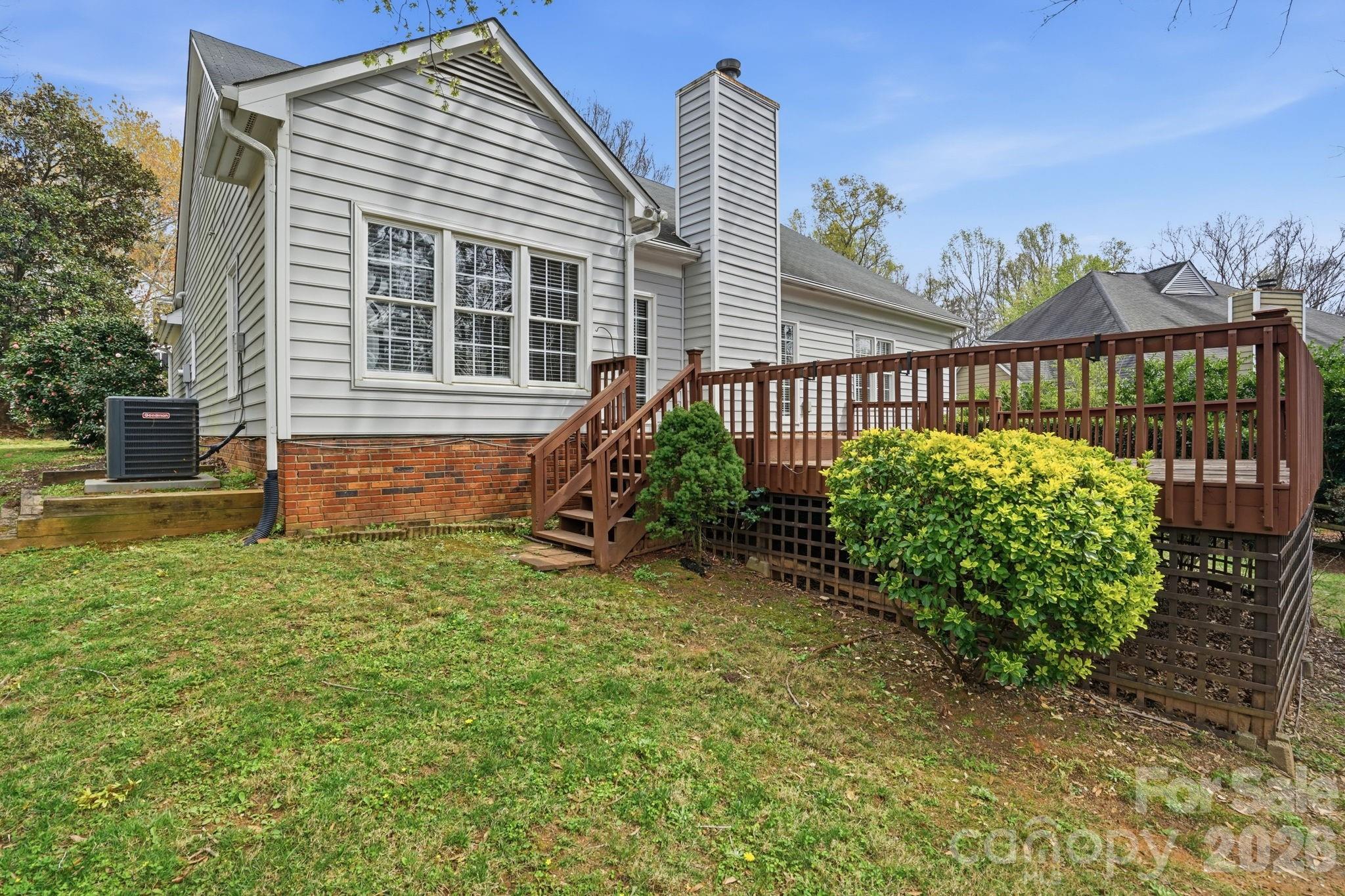 15733 Berryfield Street — Huntersville