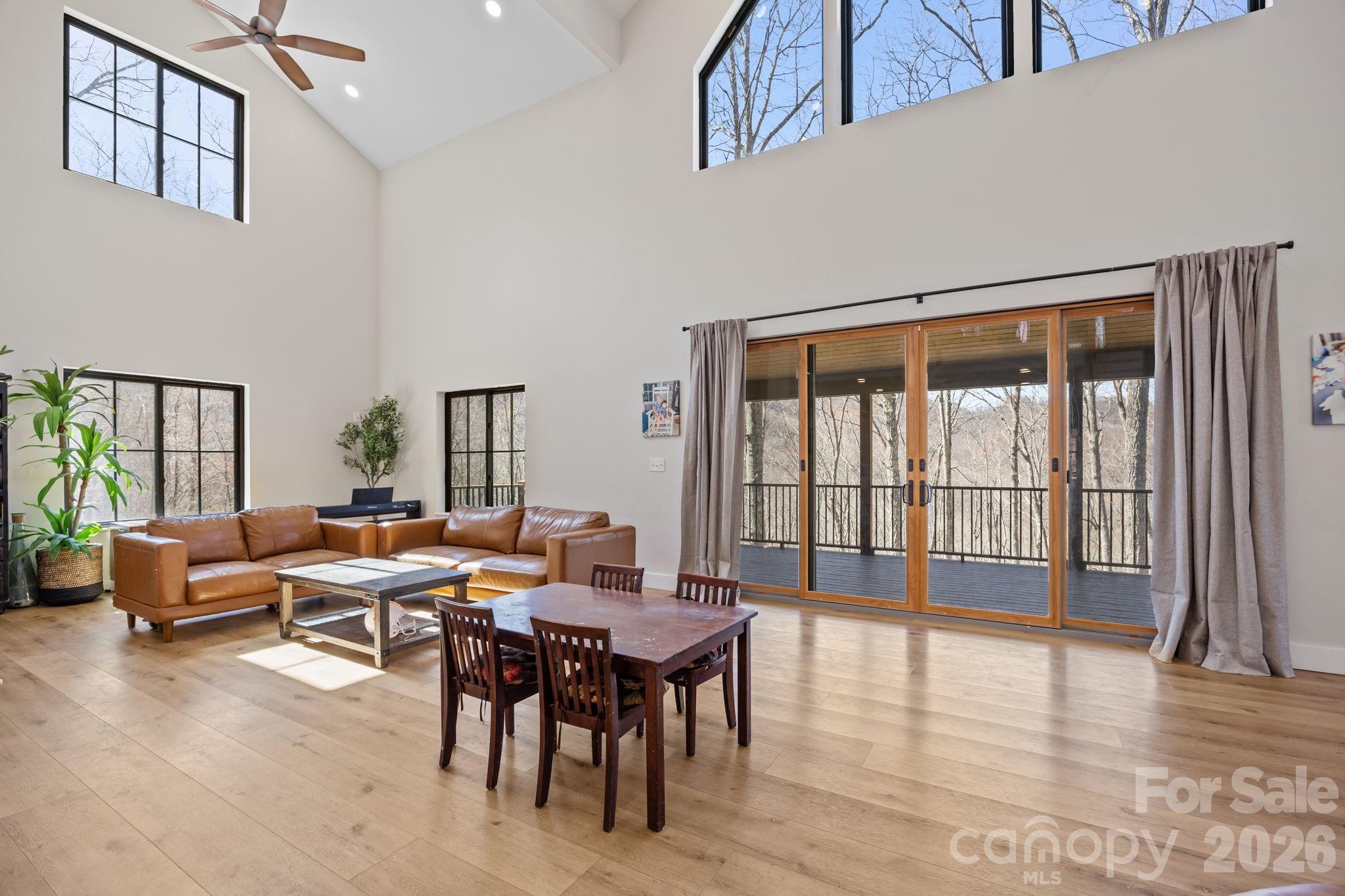 215 Ridgeway Road — Candler