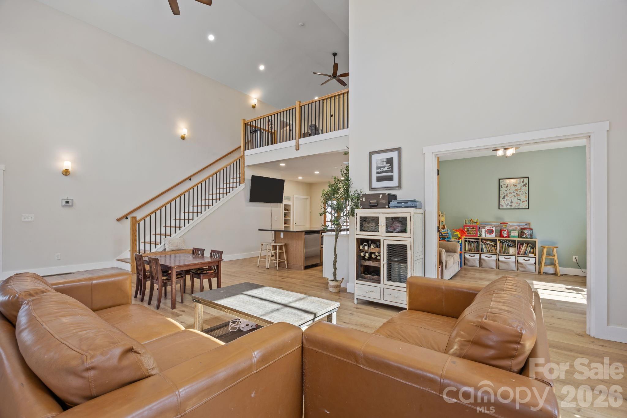 215 Ridgeway Road — Candler
