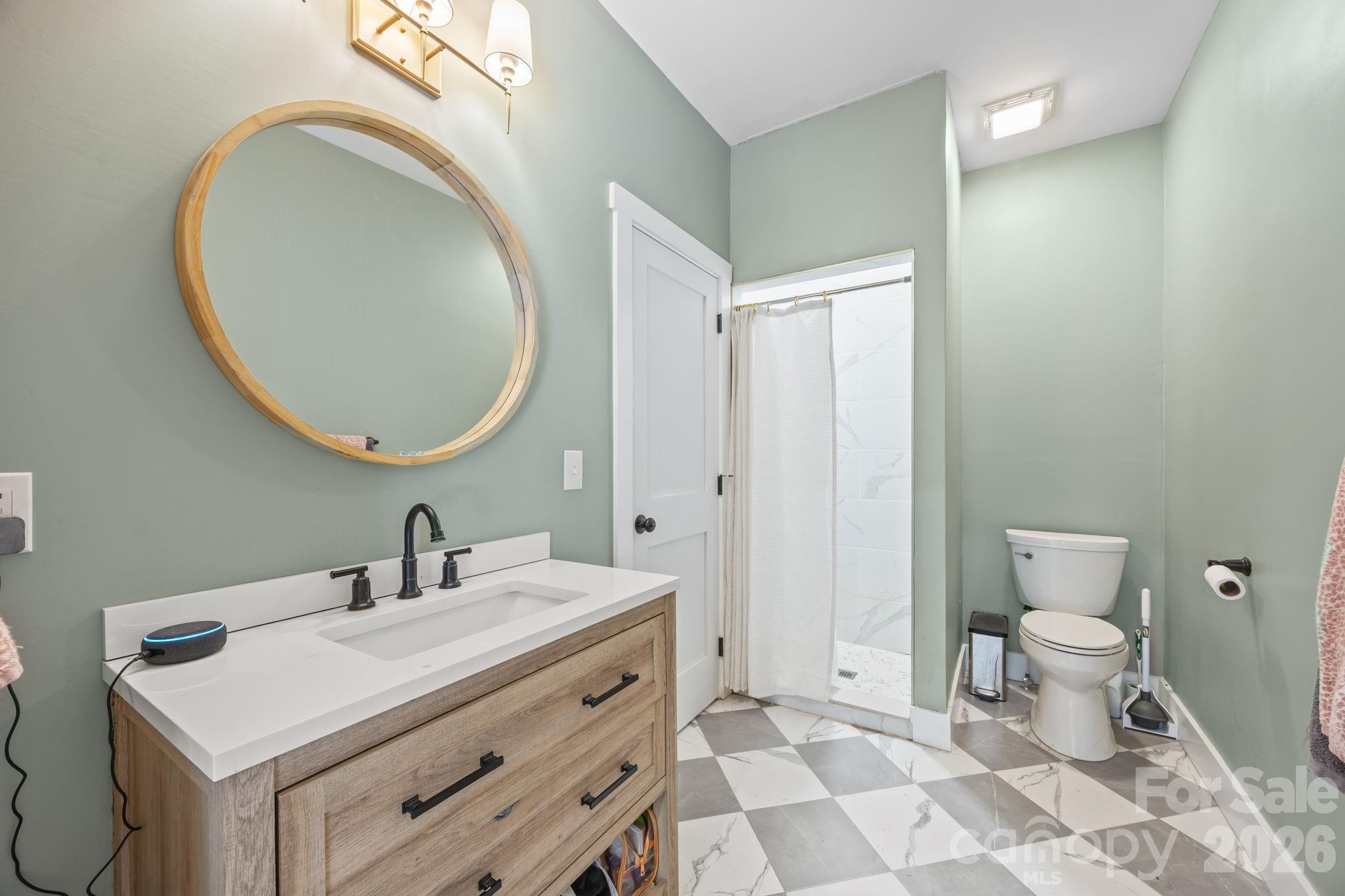 215 Ridgeway Road — Candler