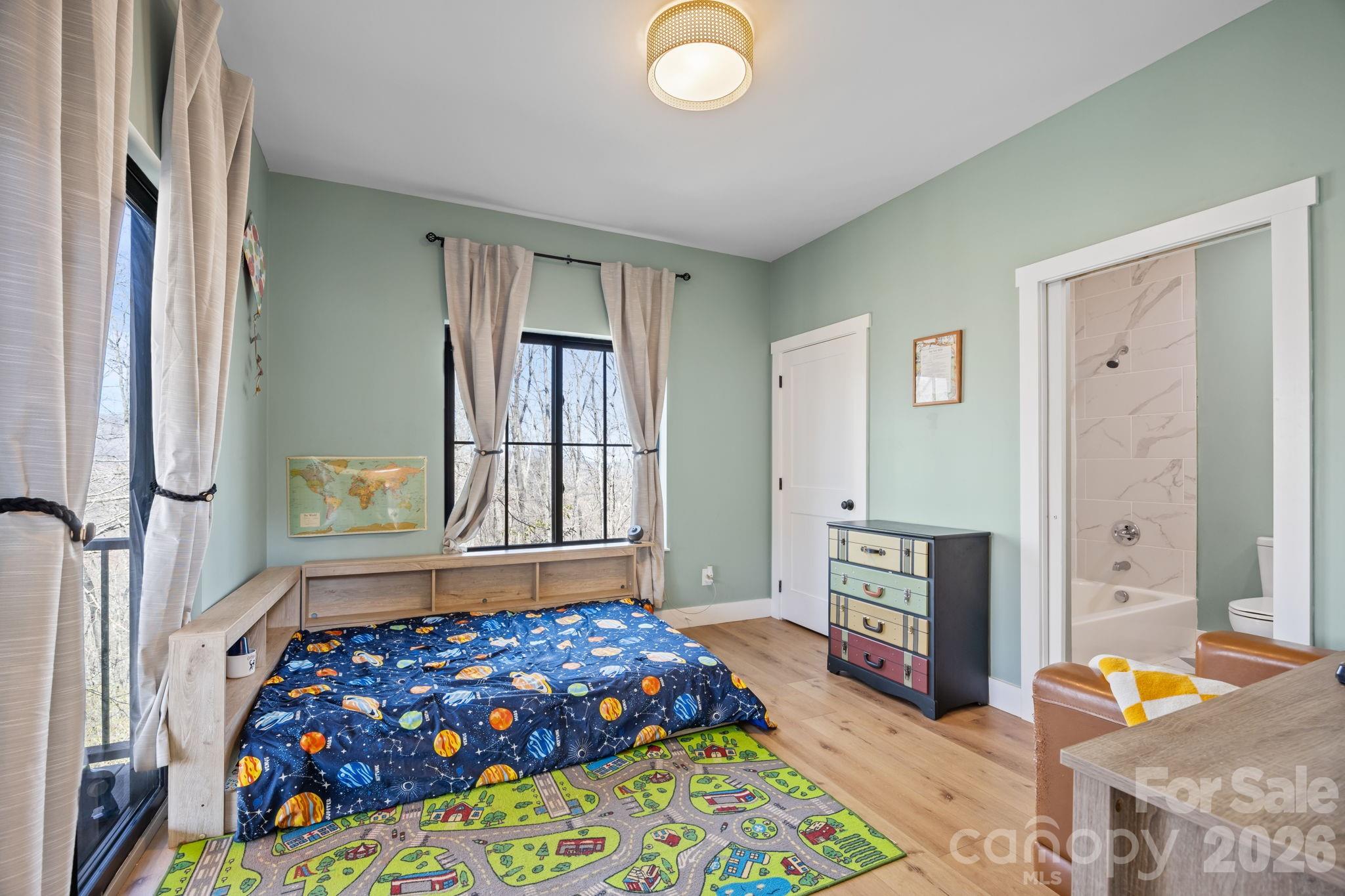 215 Ridgeway Road — Candler