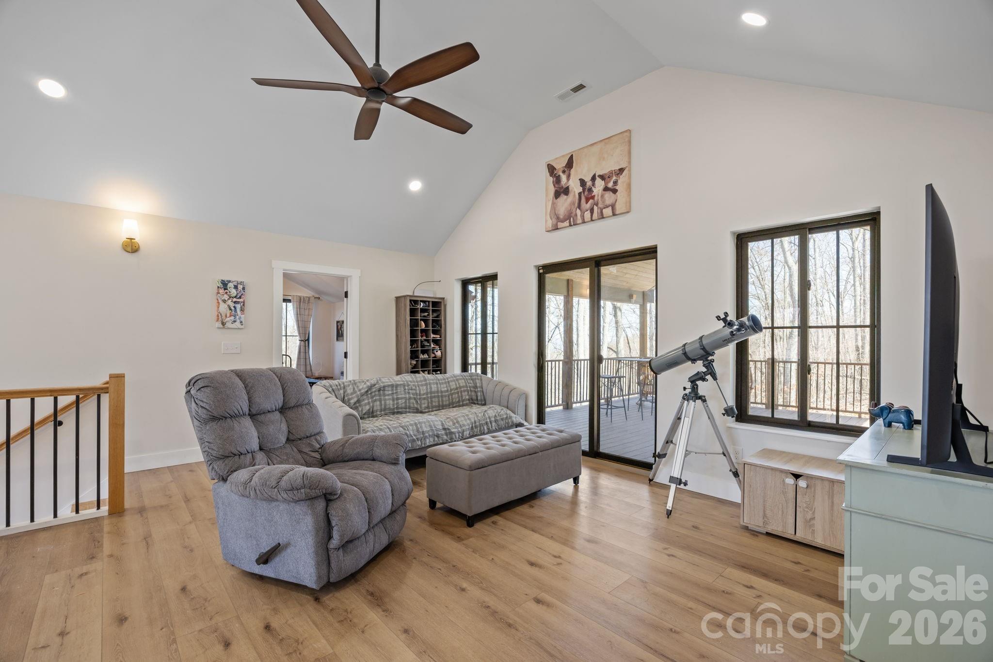215 Ridgeway Road — Candler