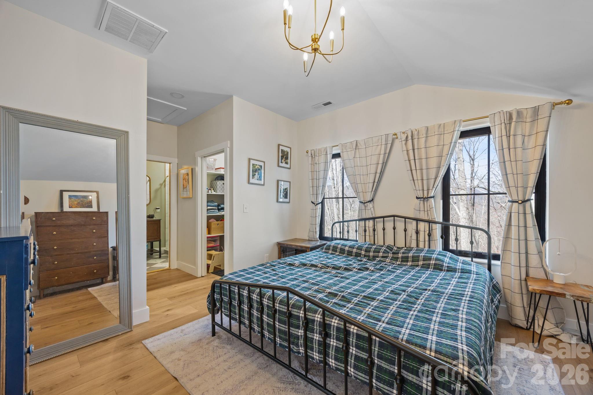215 Ridgeway Road — Candler