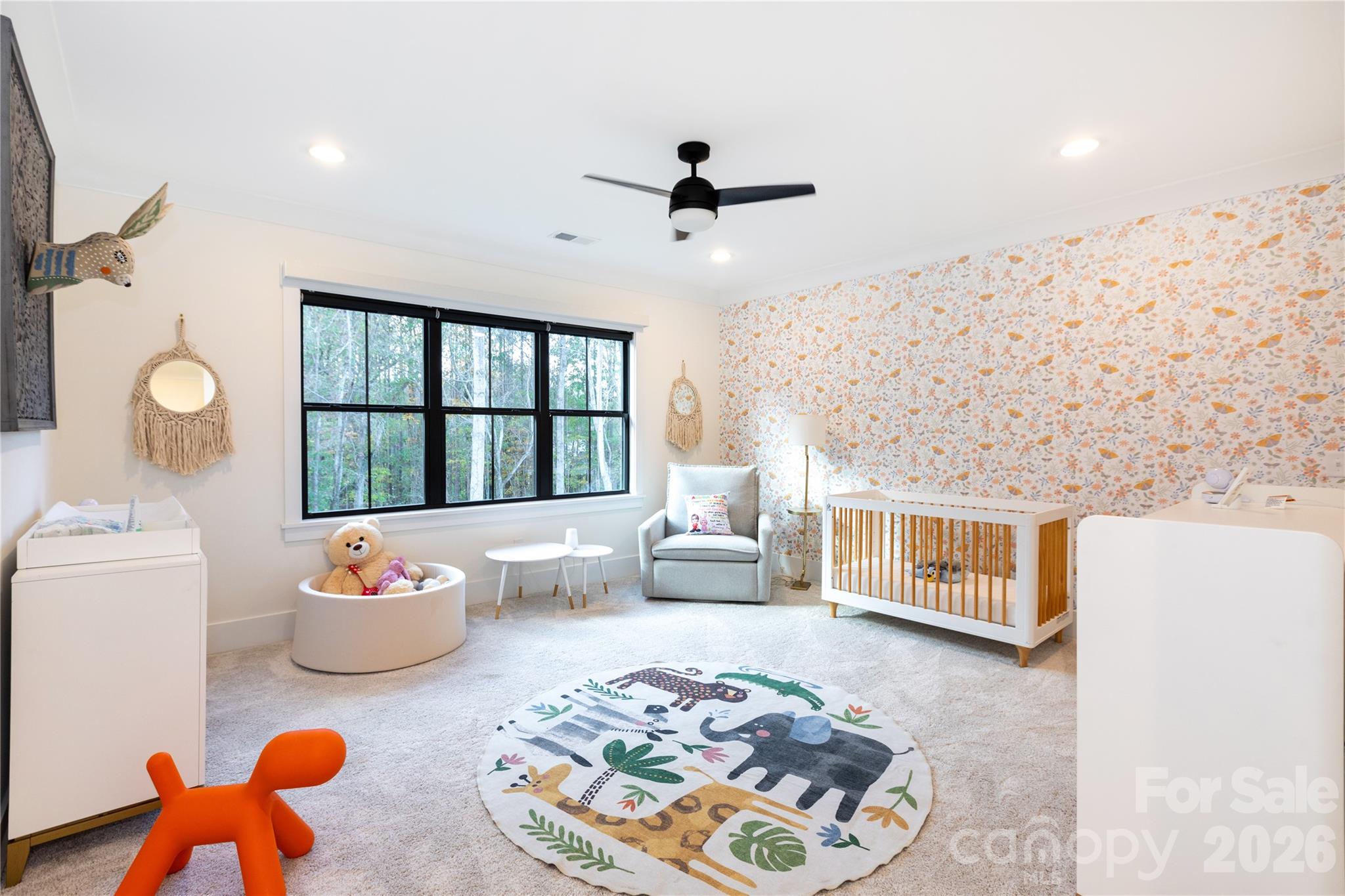 124 Direct Drive — Mooresville