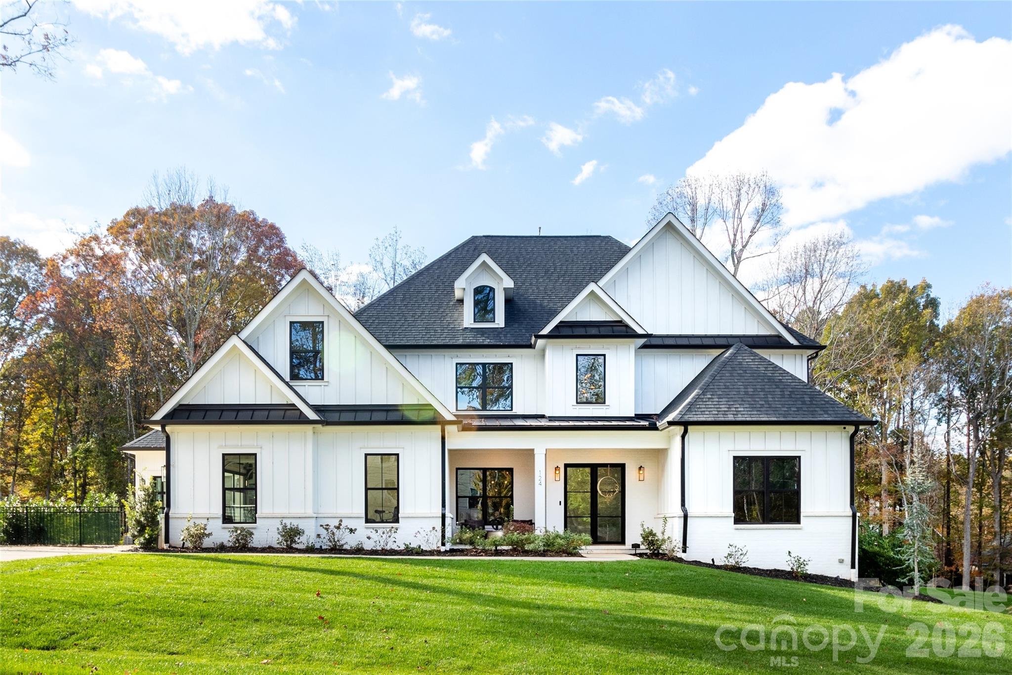 124 Direct Drive — Mooresville