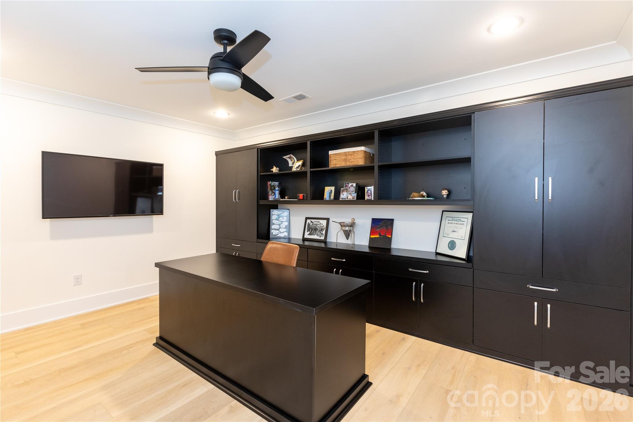 124 Direct Drive — Mooresville