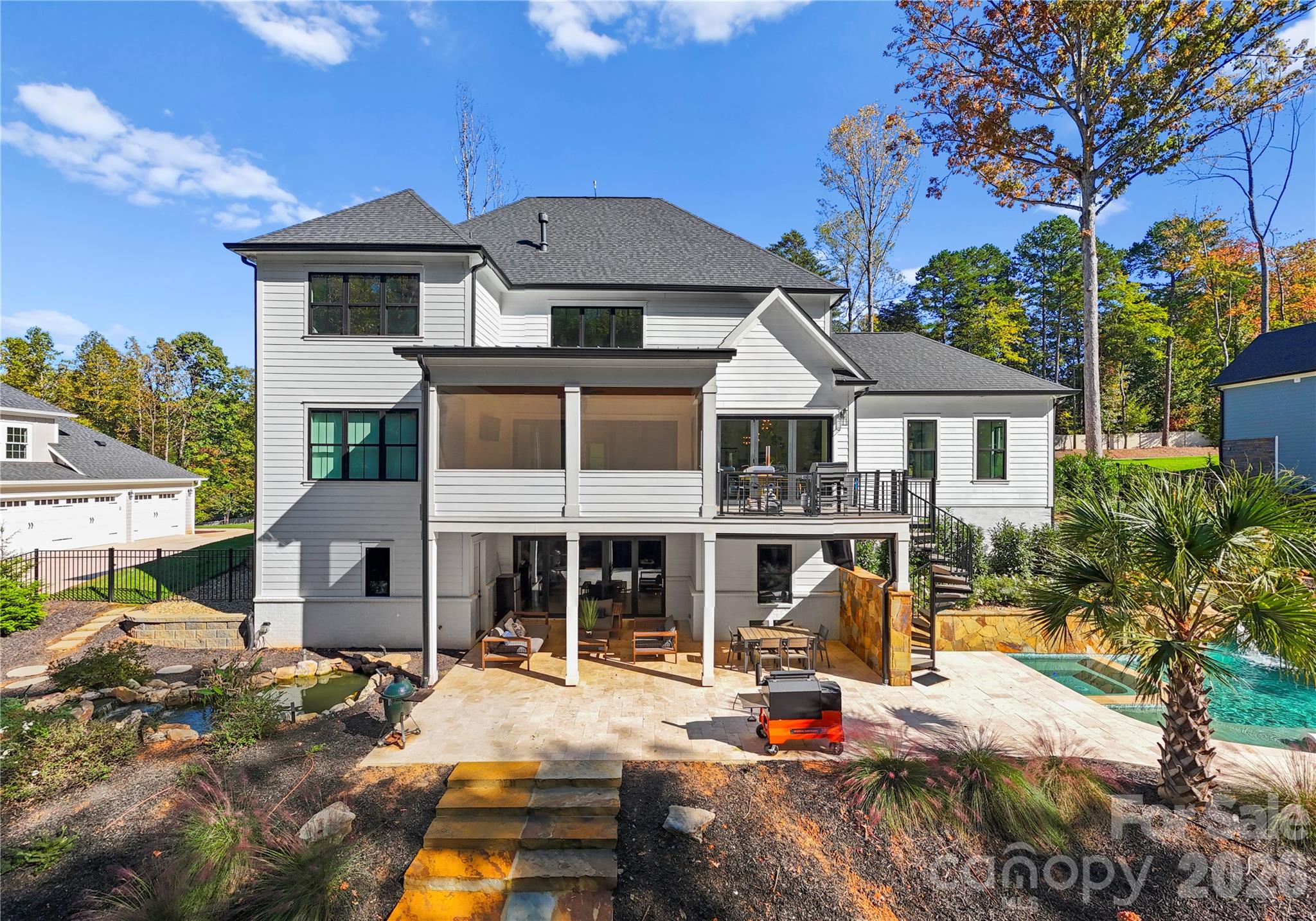 124 Direct Drive — Mooresville